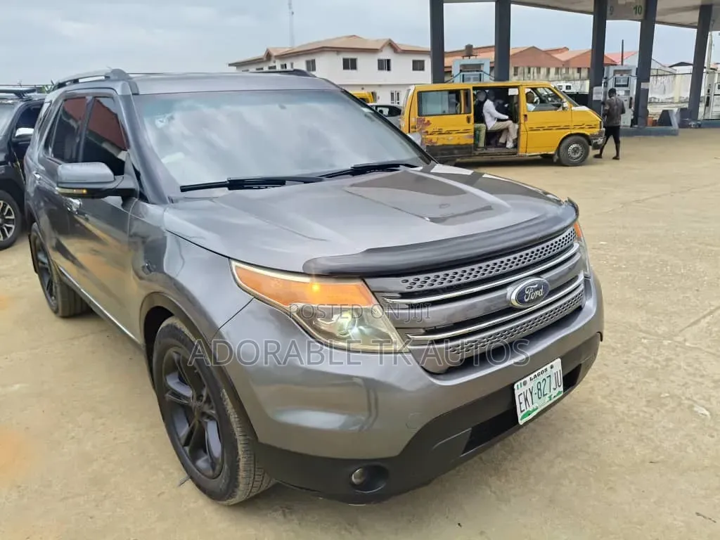 Ford Explorer 2013 Gray
