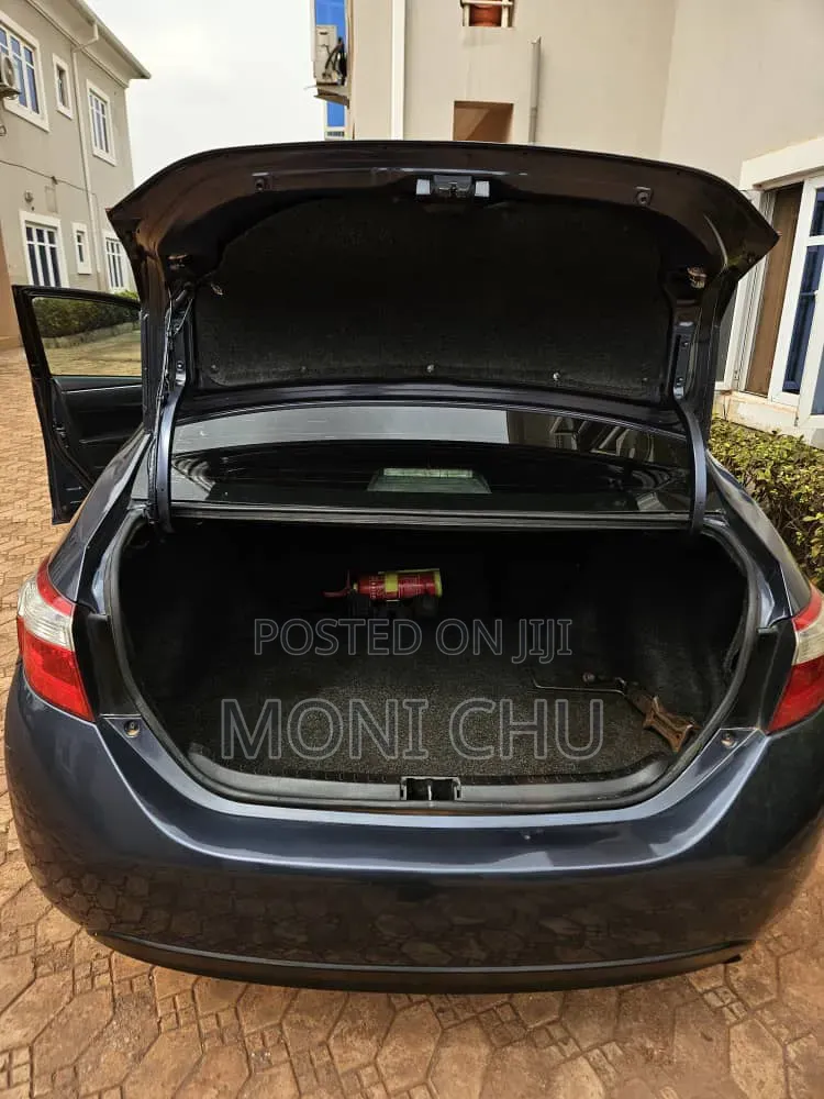 Toyota Corolla 2015 Blue