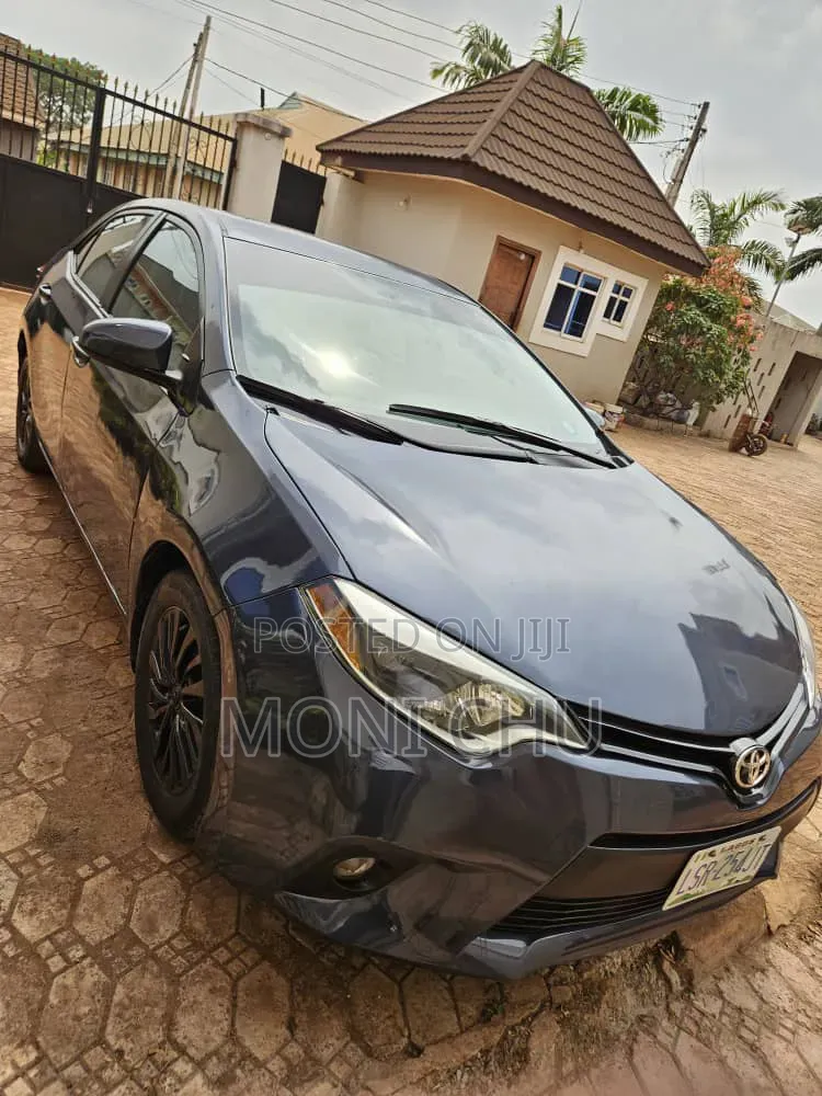 Toyota Corolla 2015 Blue