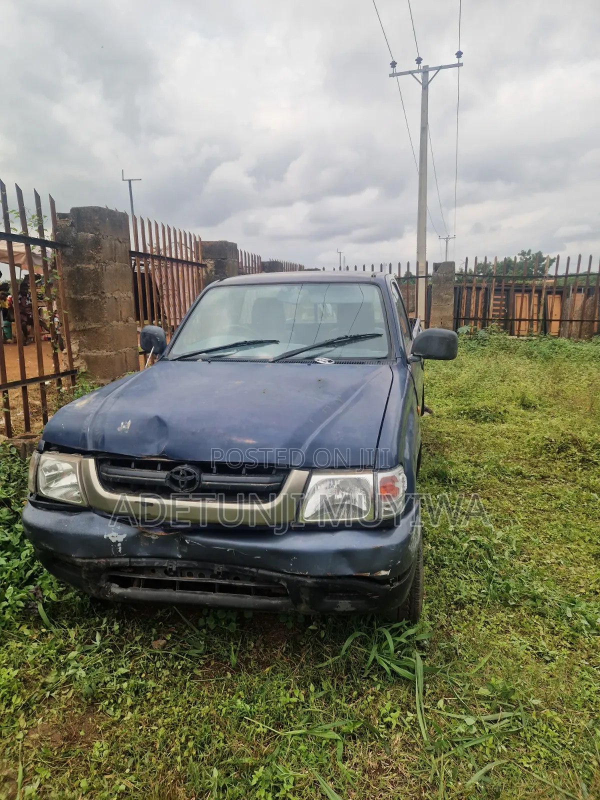 Toyota Hilux 2002 Blue