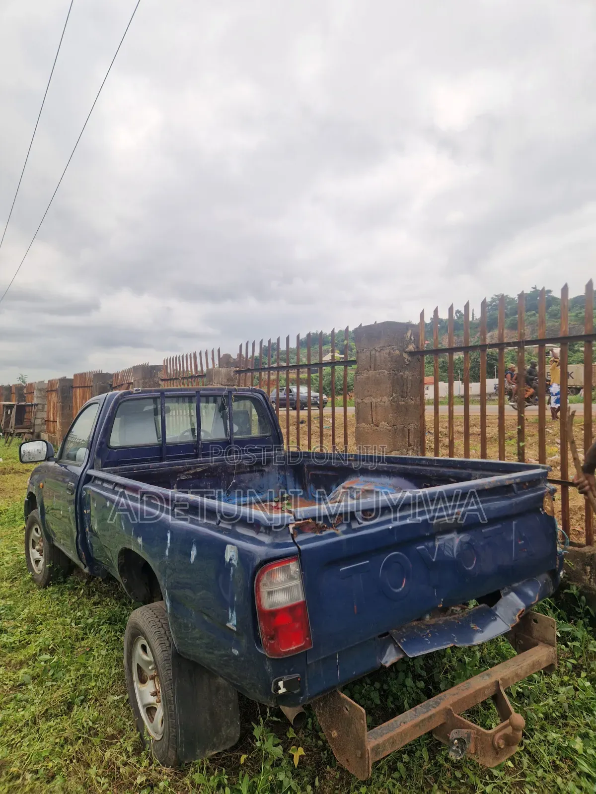 Toyota Hilux 2002 Blue
