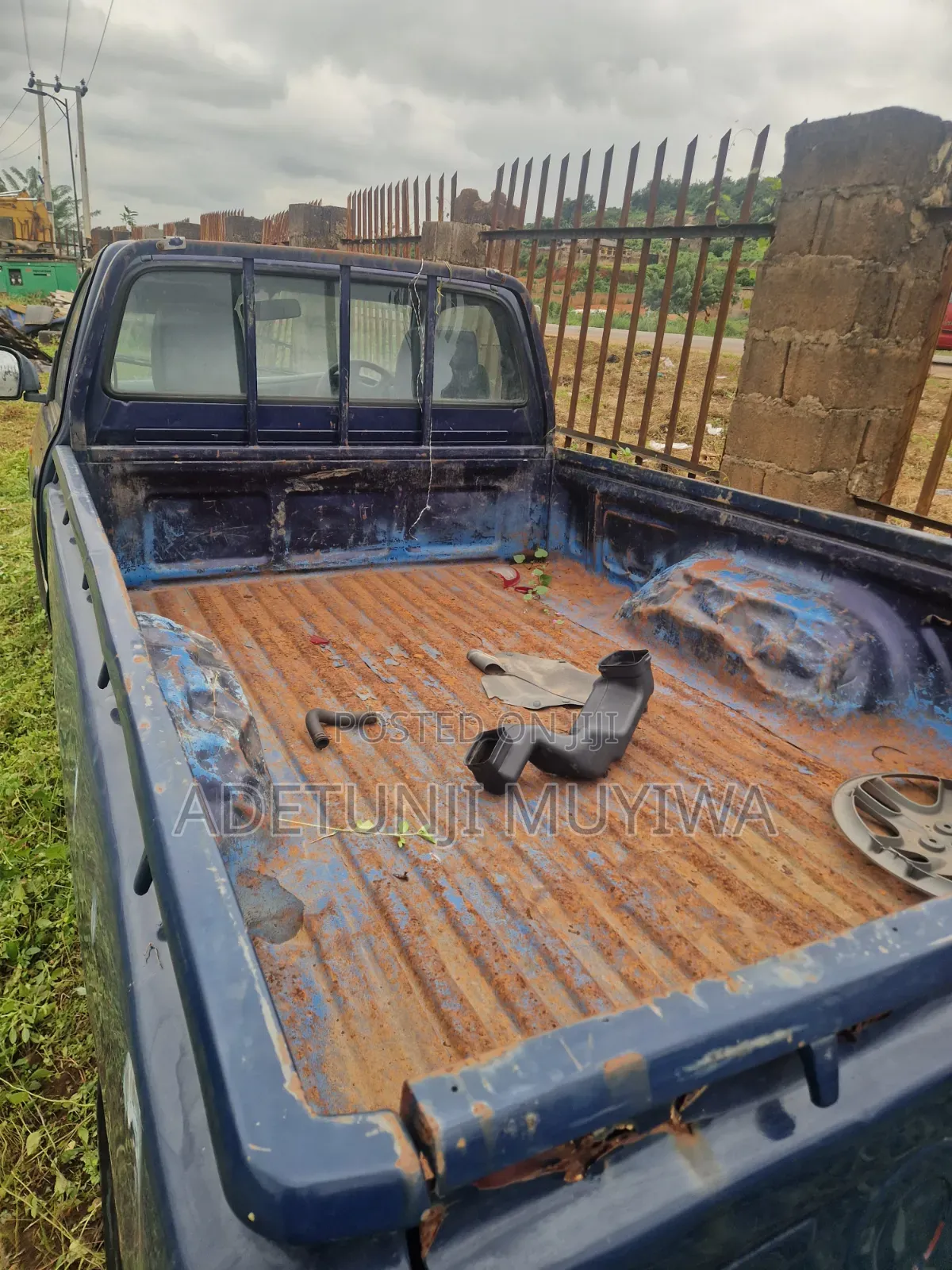 Toyota Hilux 2002 Blue