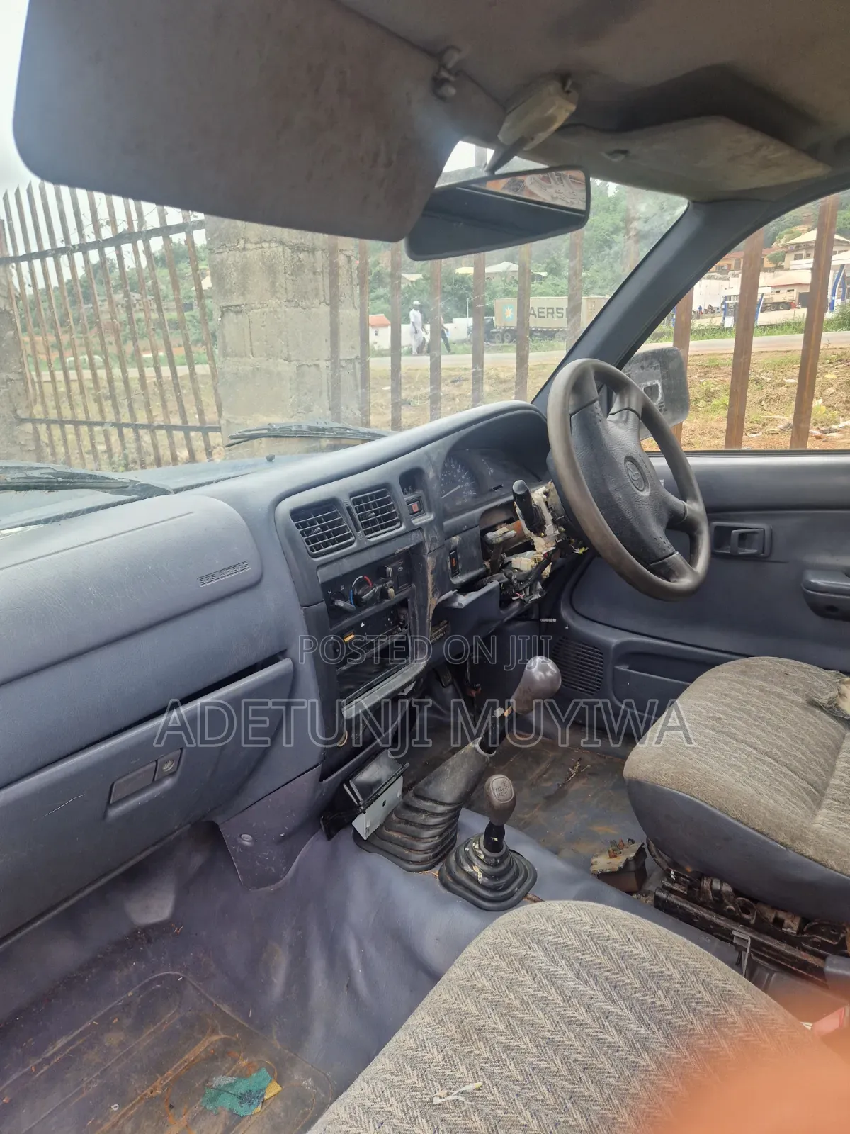 Toyota Hilux 2002 Blue