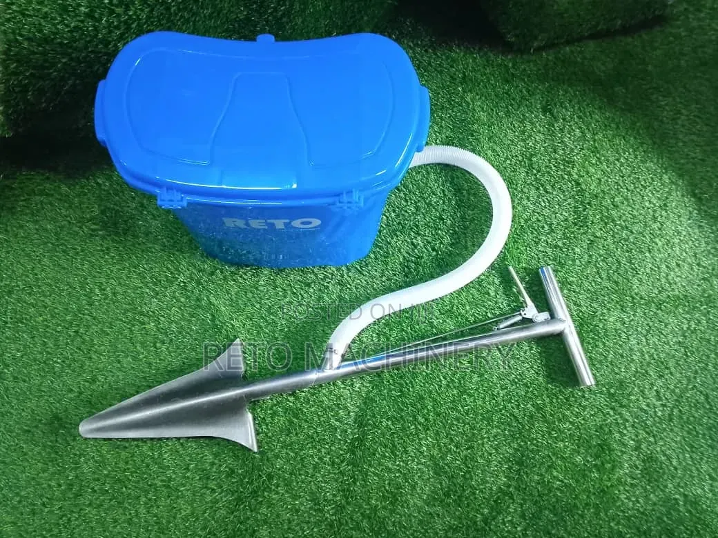 Reto Fertilizer Applicator With Shovel