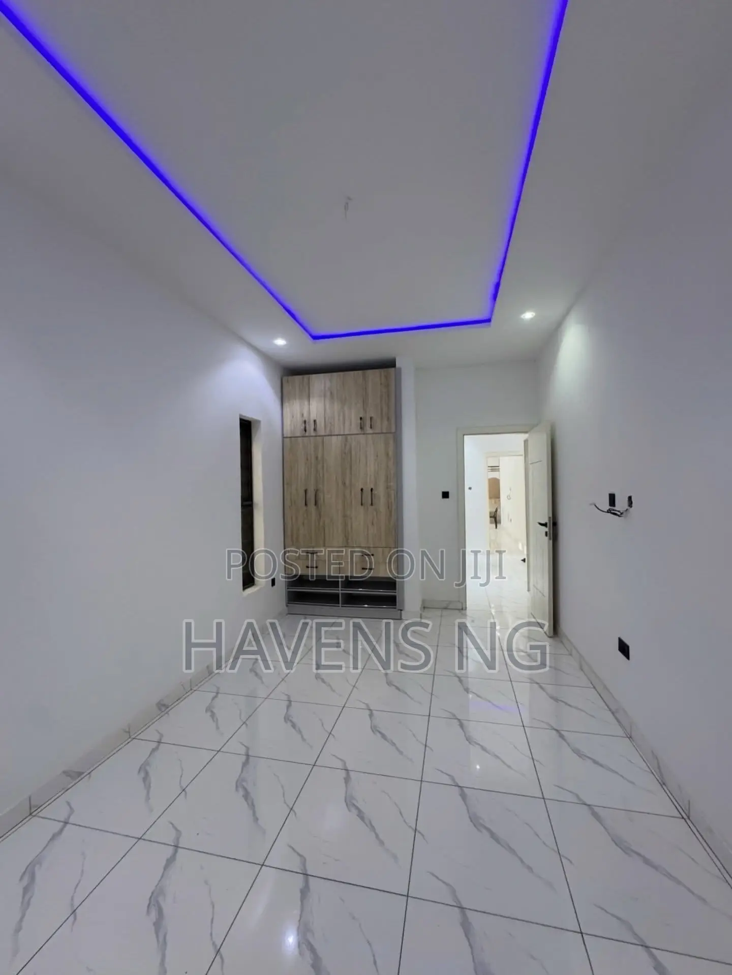 4bdrm Duplex in Eneka for sale