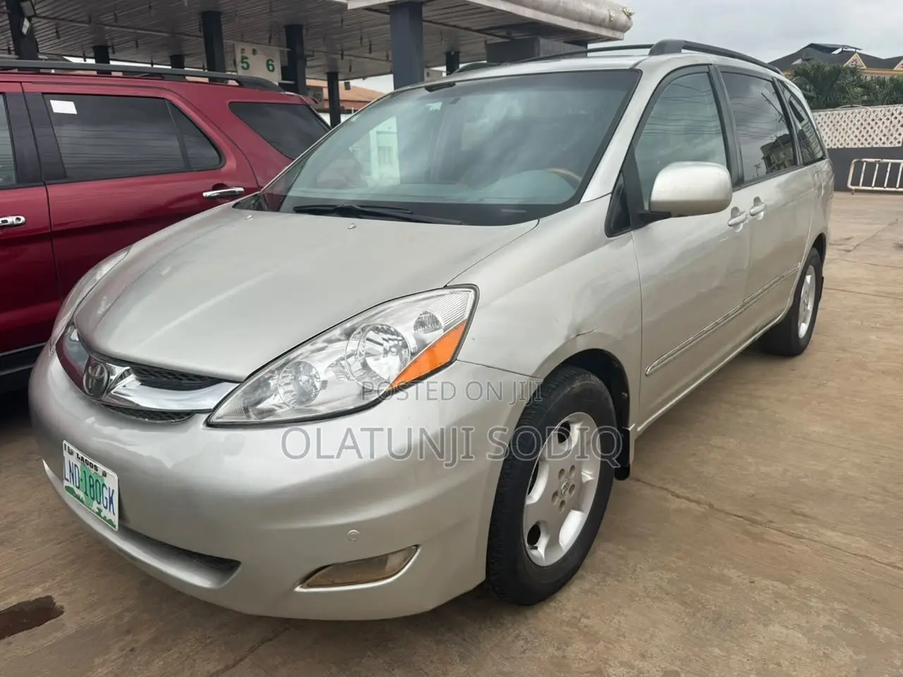 Toyota Sienna 2009 Silver