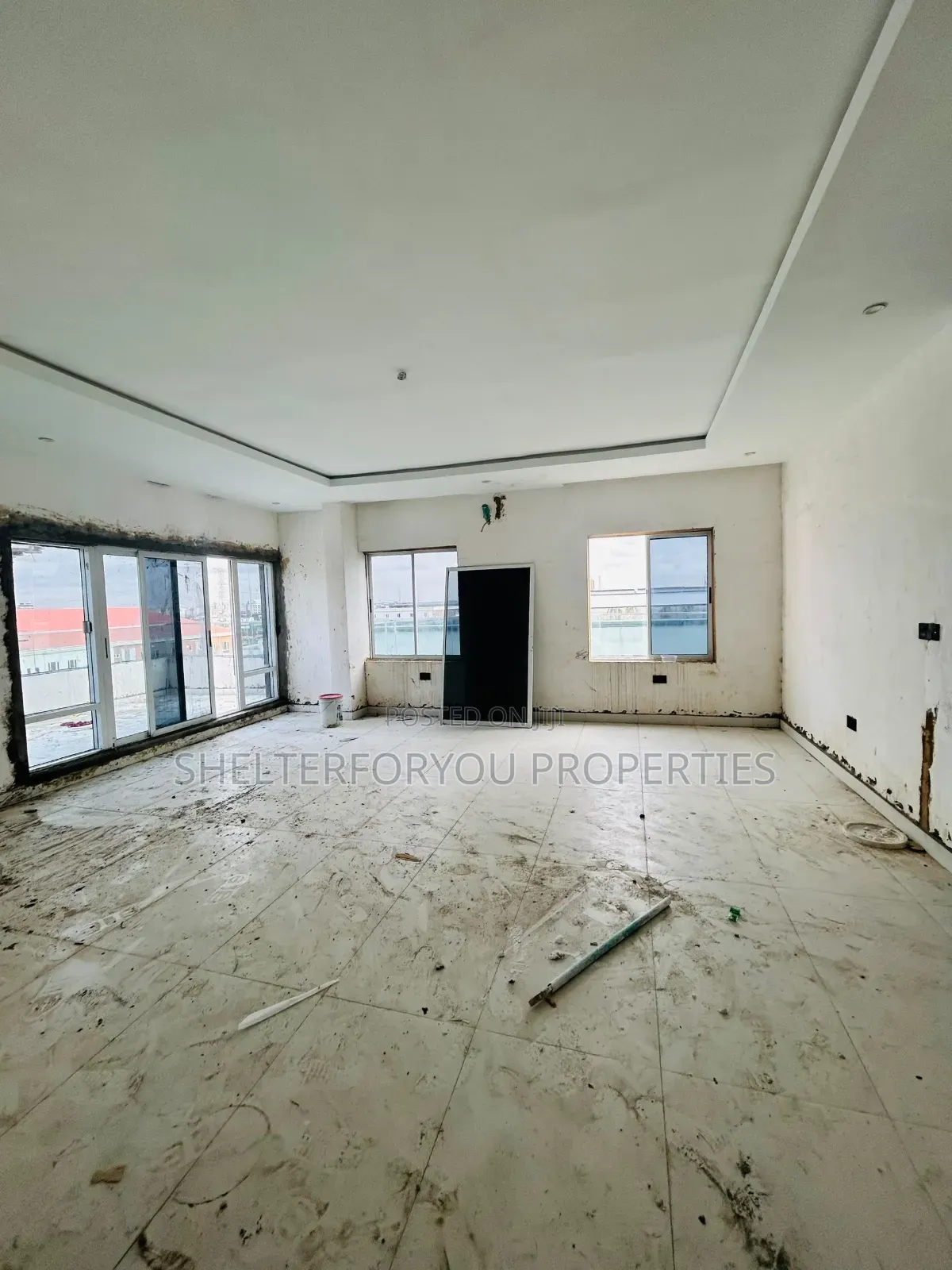 3bdrm Penthouse in Ikate for sale