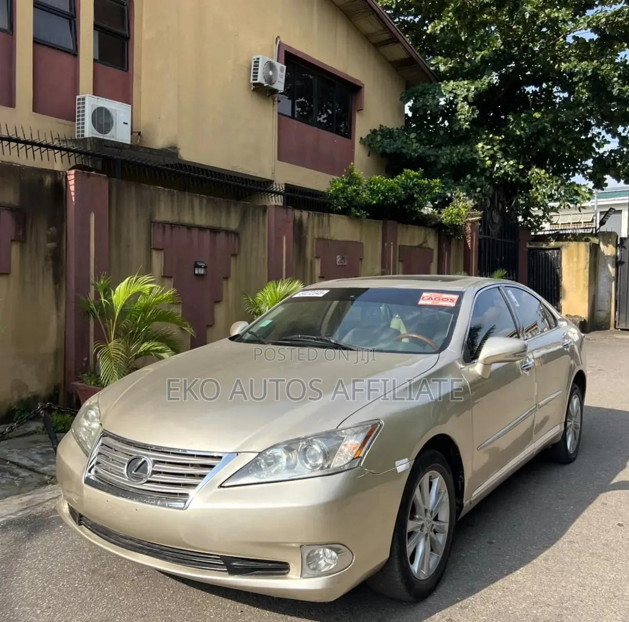Lexus ES 2012 Gold