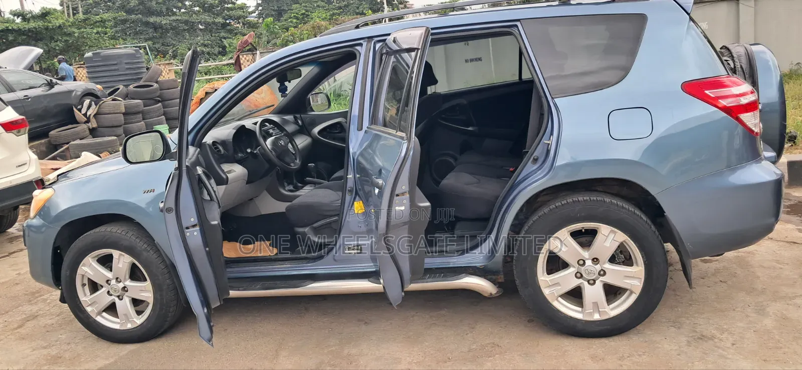 Toyota RAV4 2009 Blue