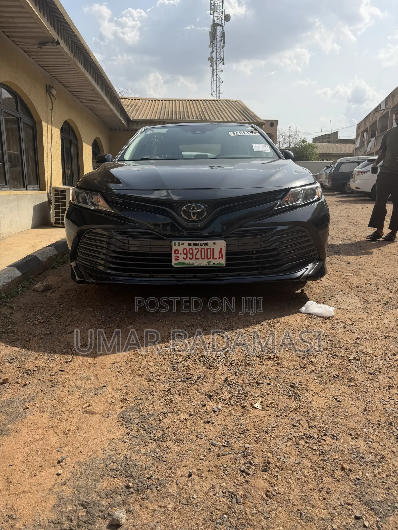 Toyota Camry LE FWD 2020 Black