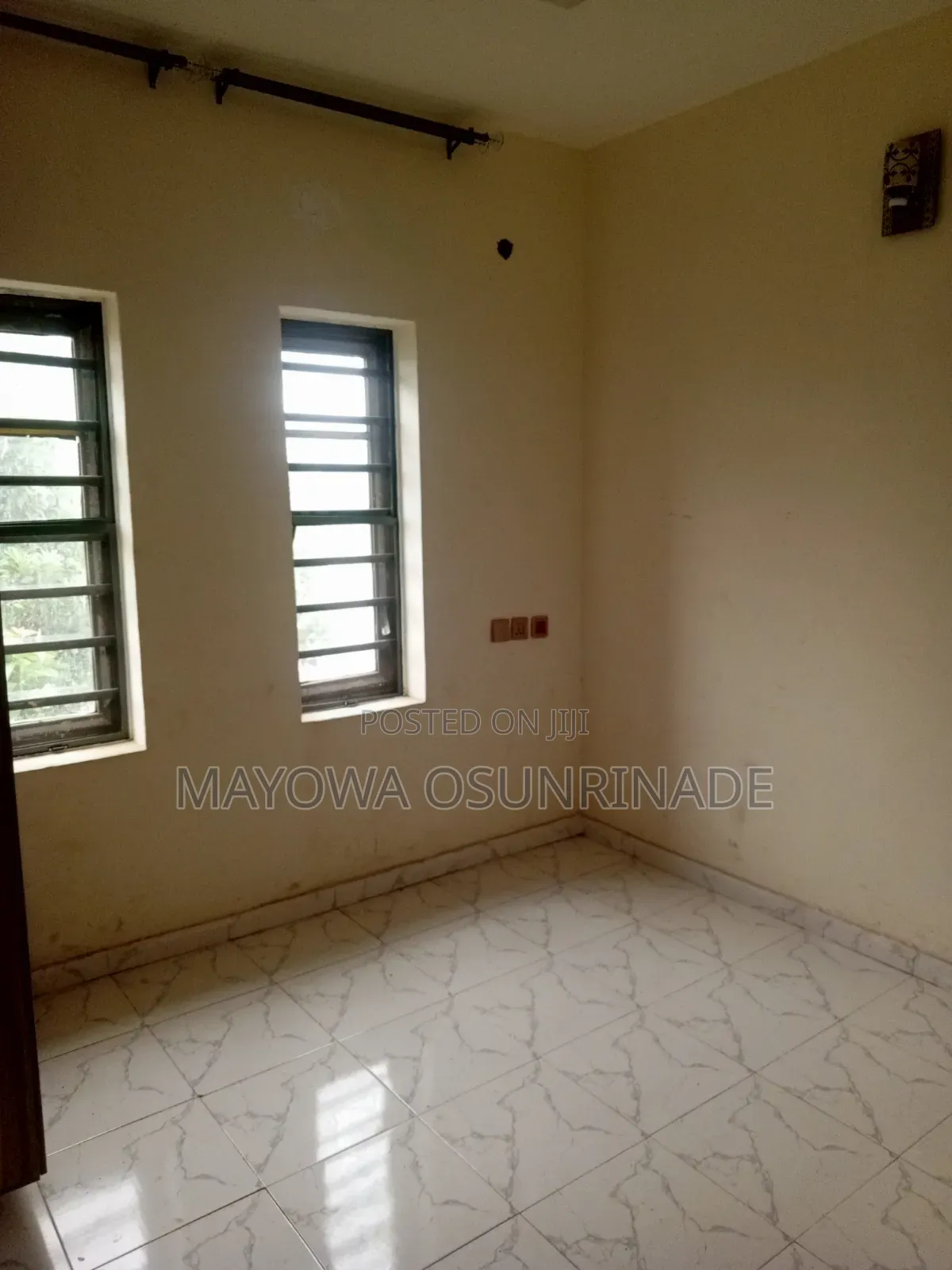 2bdrm Apartment in Ologuneru for rent