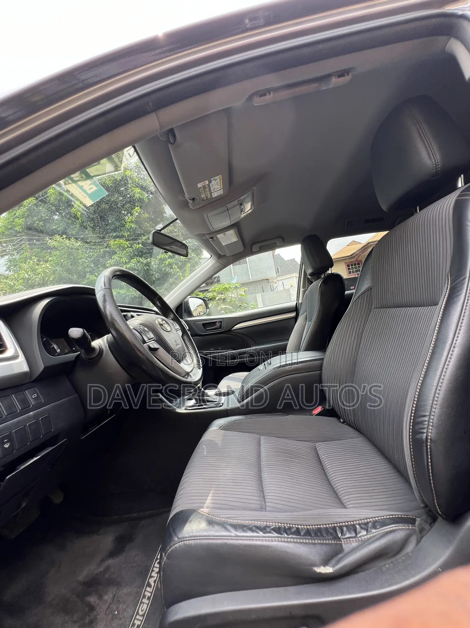 Toyota Highlander LE Plus 4dr SUV AWD (3.5L 6cyl 6A) 2014 Gray