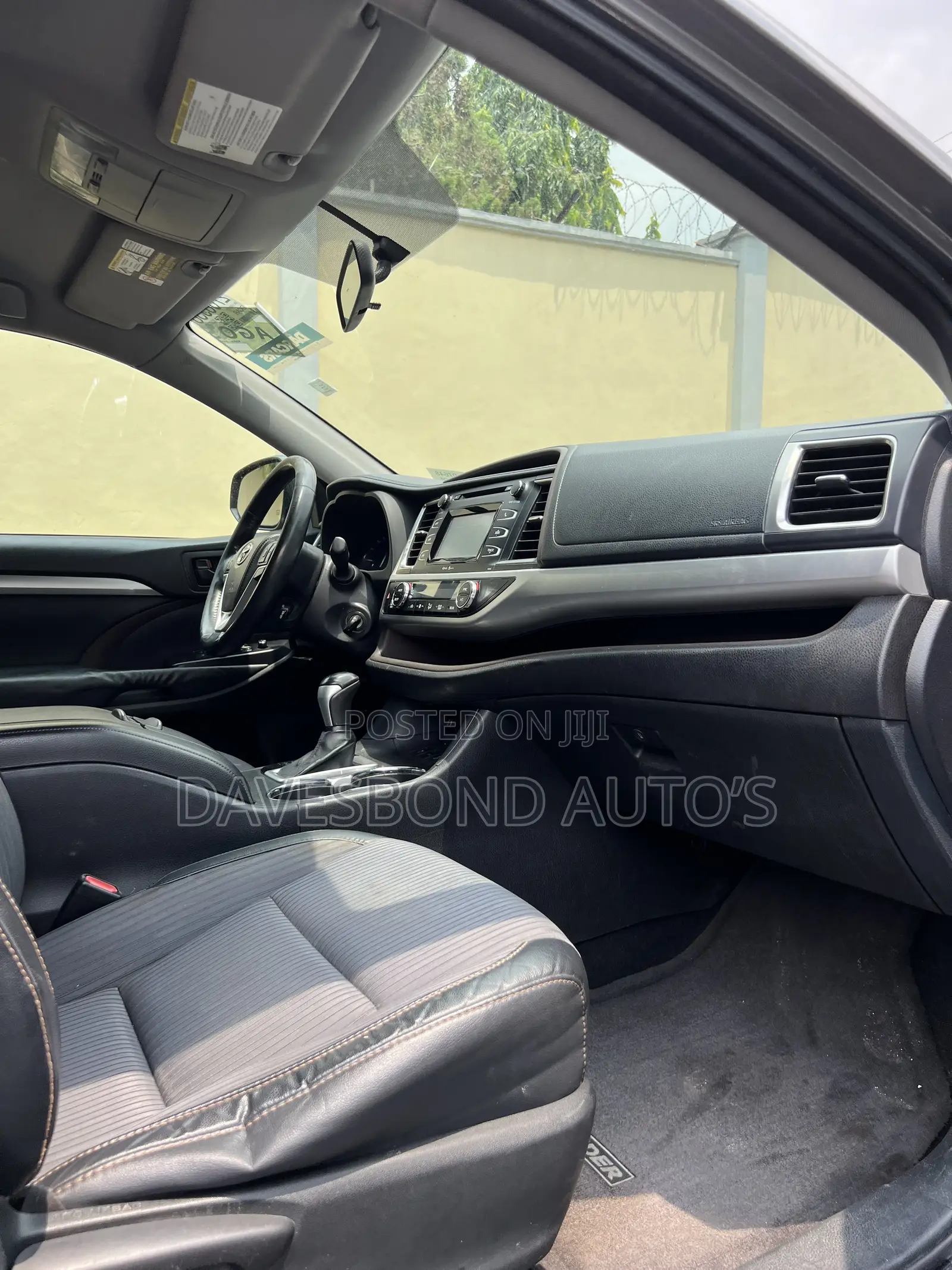 Toyota Highlander LE Plus 4dr SUV AWD (3.5L 6cyl 6A) 2014 Gray