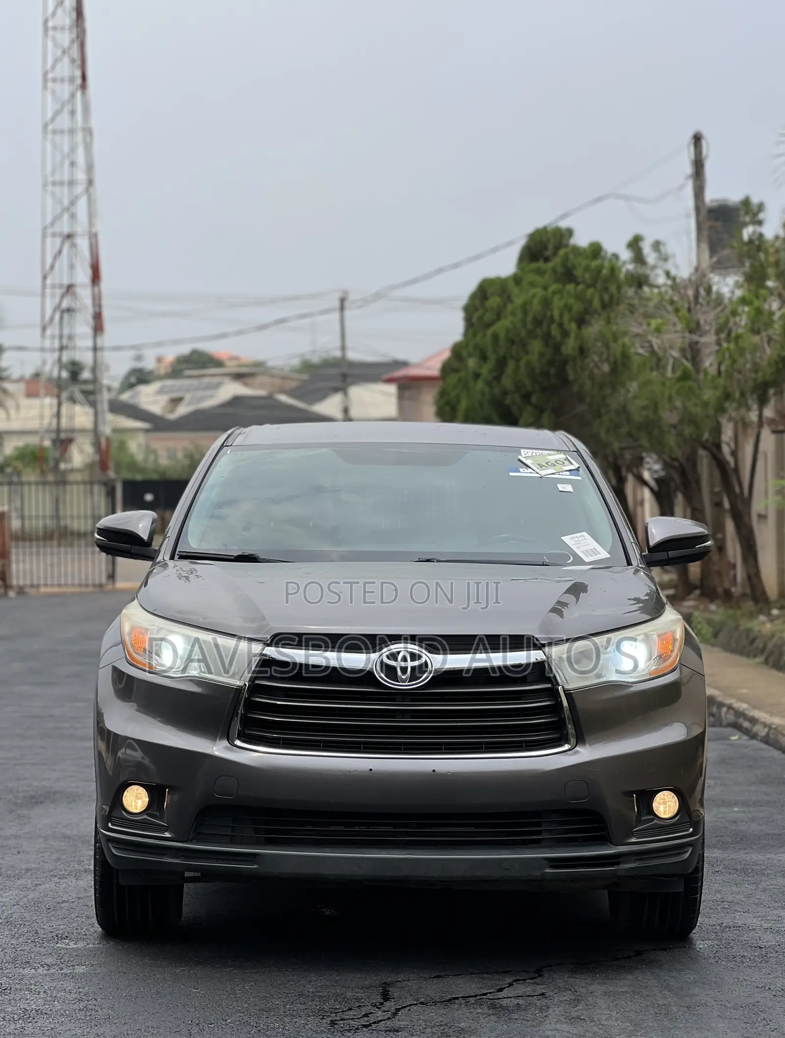 Toyota Highlander LE Plus 4dr SUV AWD (3.5L 6cyl 6A) 2014 Gray