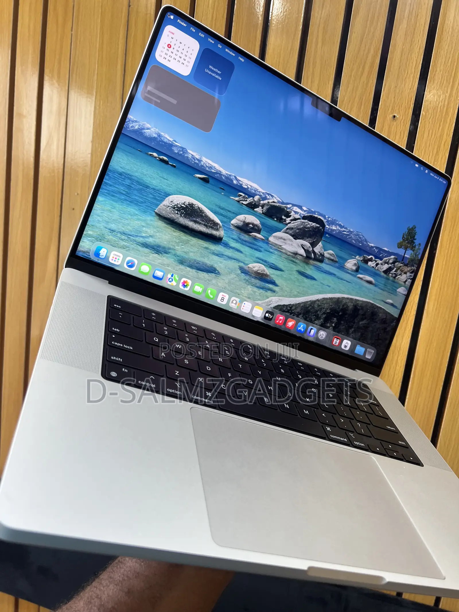 Laptop Apple MacBook Pro 2021 M1 16GB Apple M1 Pro SSD 512GB