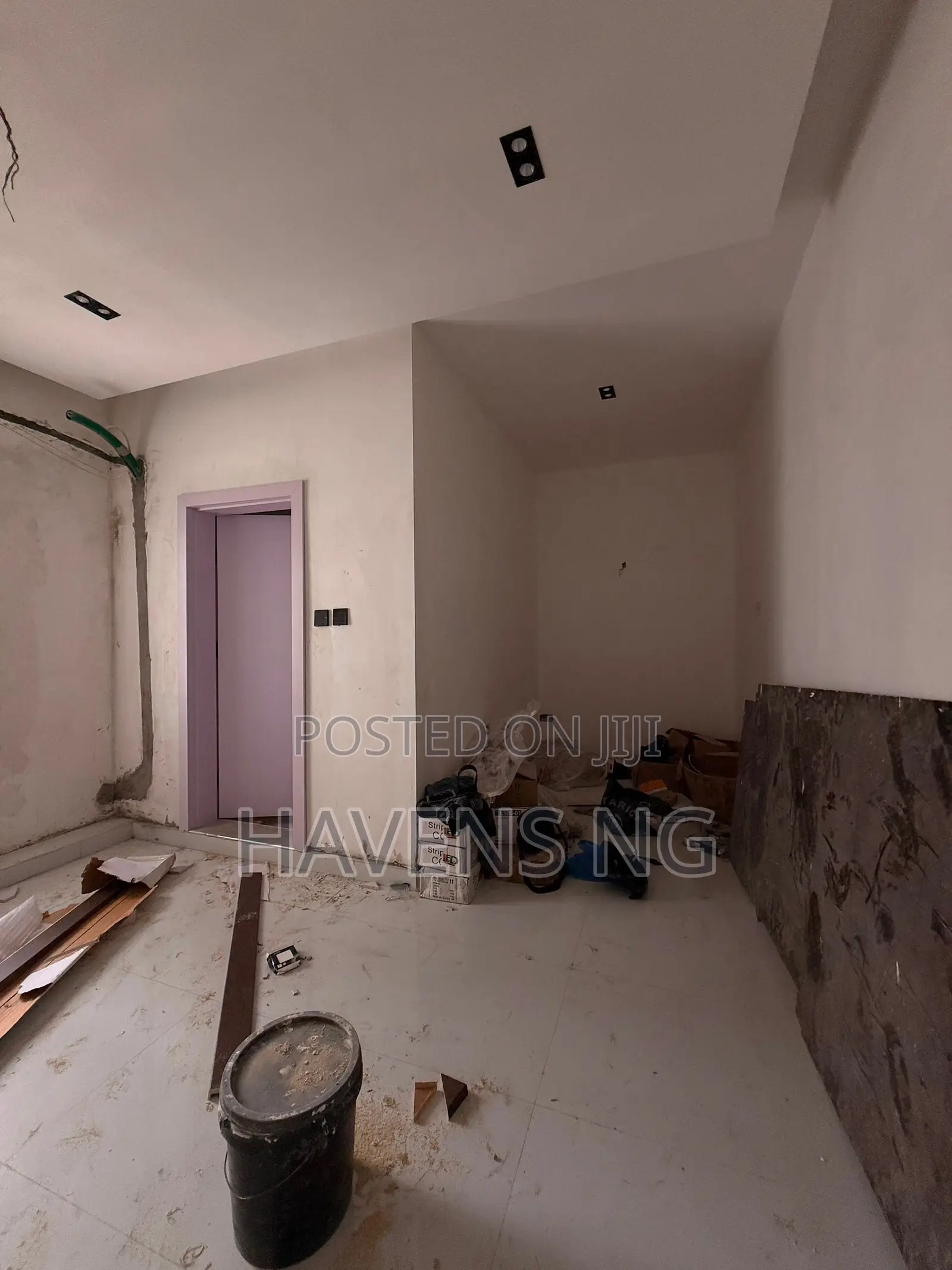5bdrm Duplex in Old GRA for sale