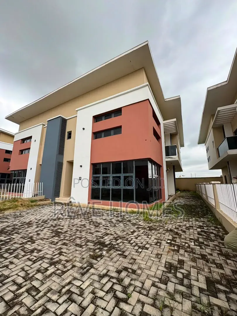 Furnished 4bdrm Duplex in Ogudu GRA for sale