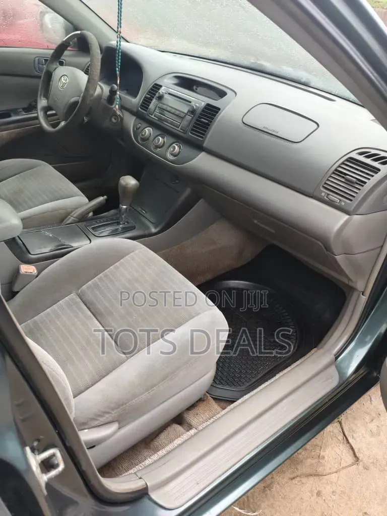 Toyota Camry LE 4dr Sedan (2.4L 4cyl 5A) 2006 Green