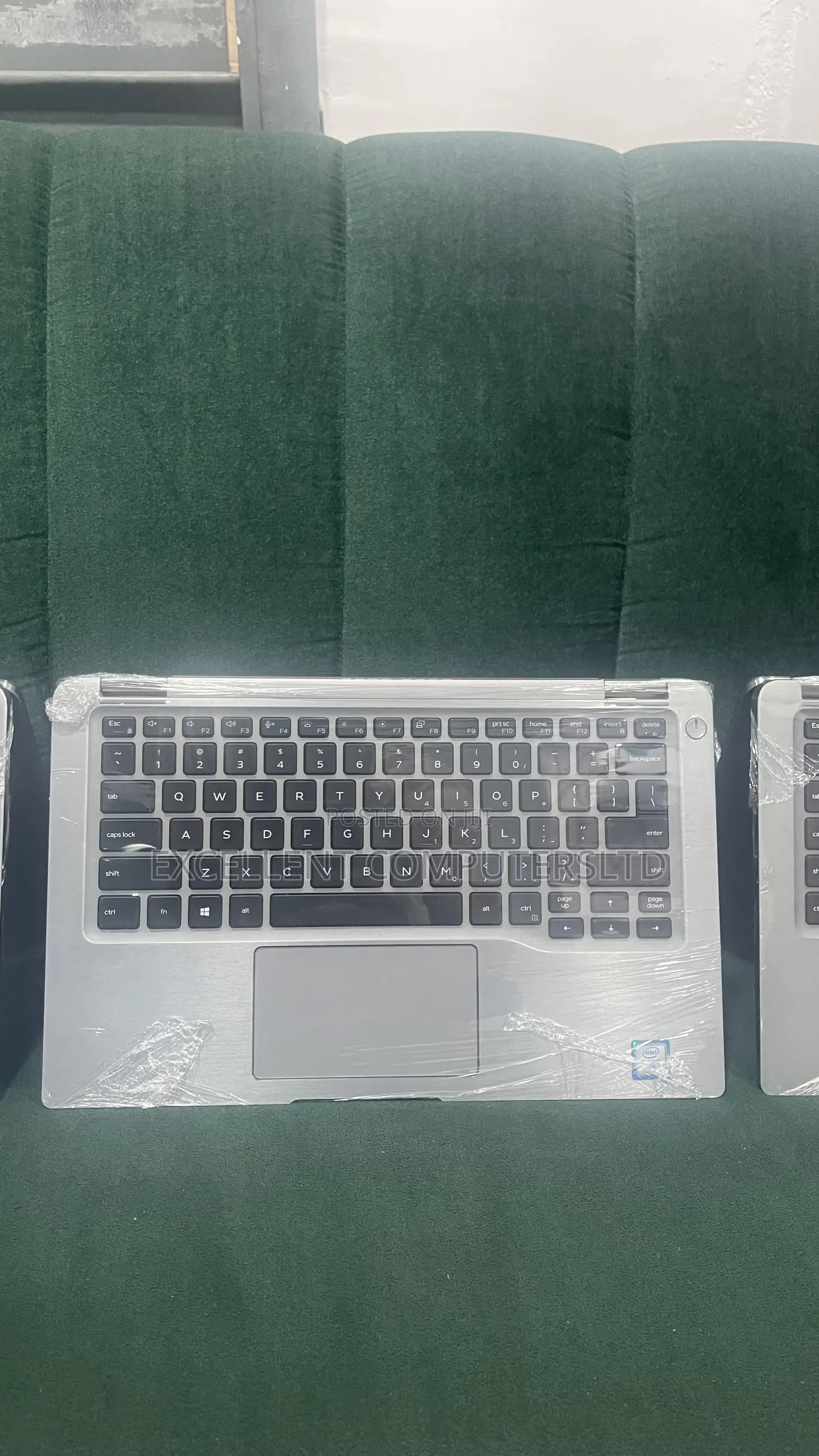 Laptop Dell Latitude 7400 2-in-1 8GB Intel Core i5 SSD 256GB