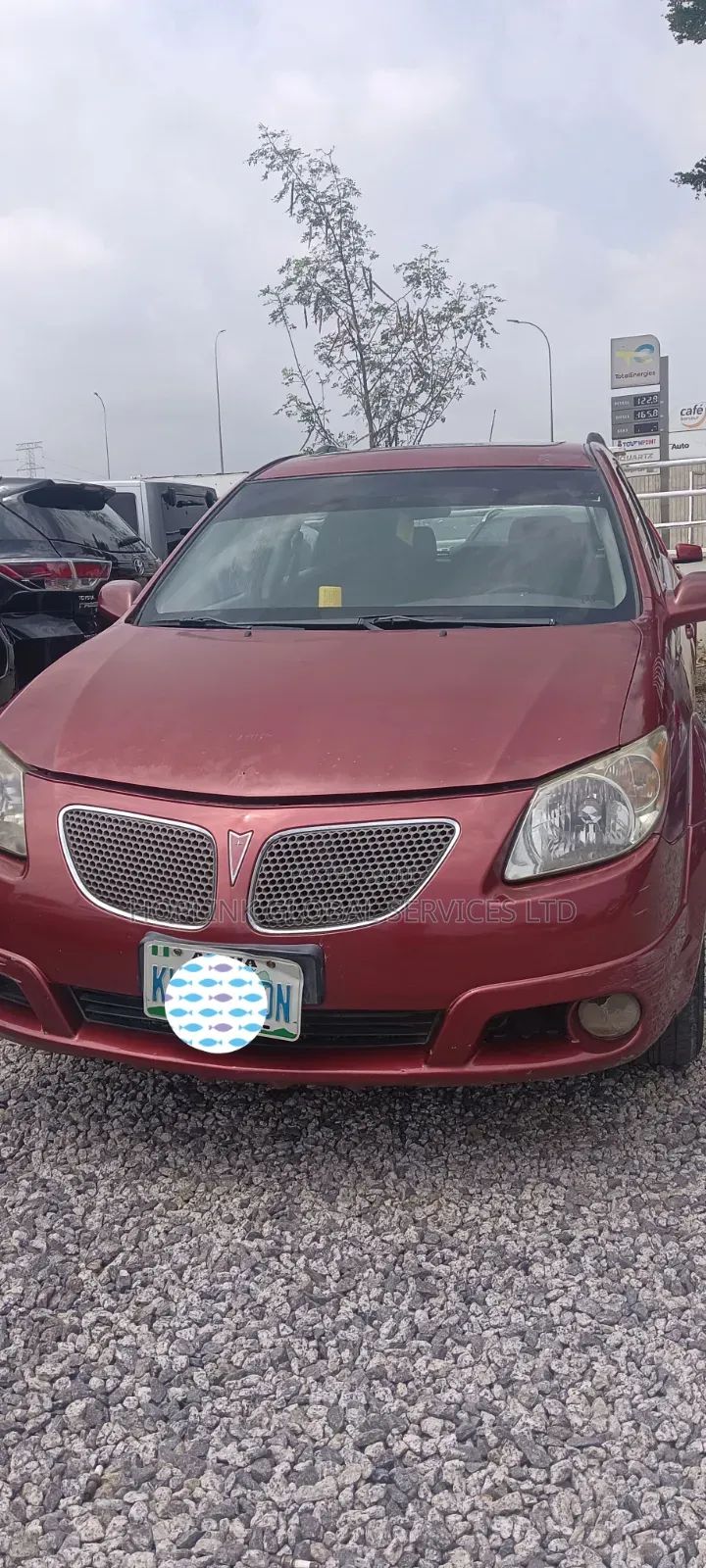 Pontiac Vibe 2005 Red
