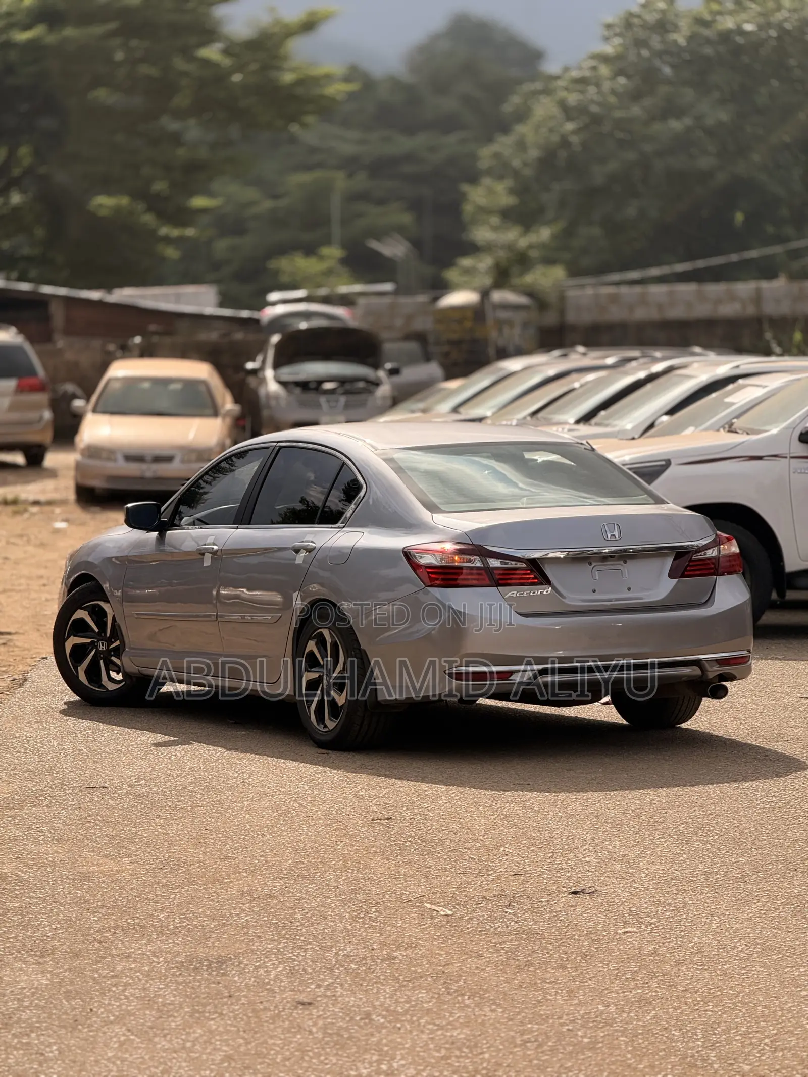 Honda Accord LX 4dr Sedan FWD (2.4L 4cyl 2A) 2016 Silver