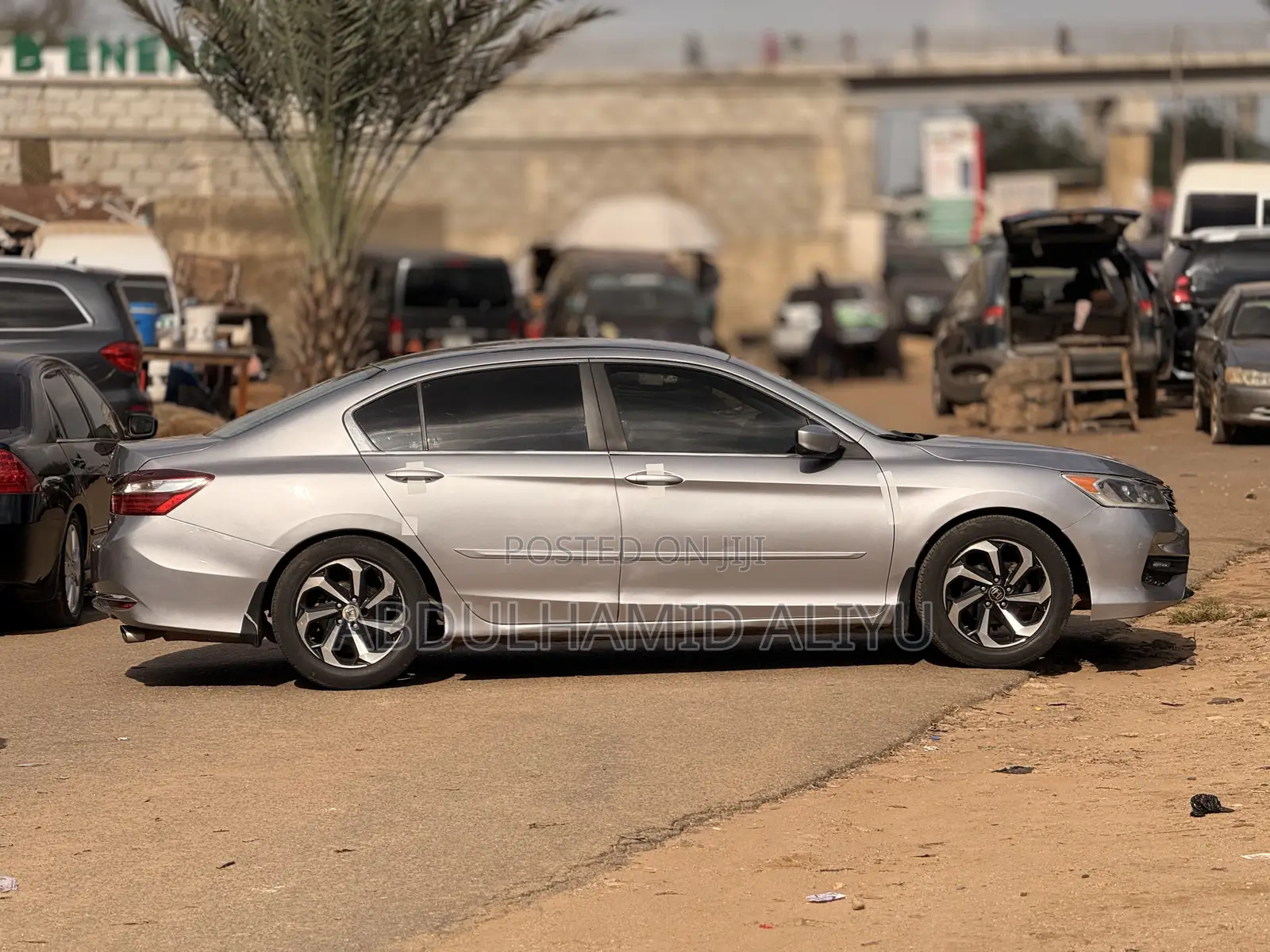 Honda Accord LX 4dr Sedan FWD (2.4L 4cyl 2A) 2016 Silver