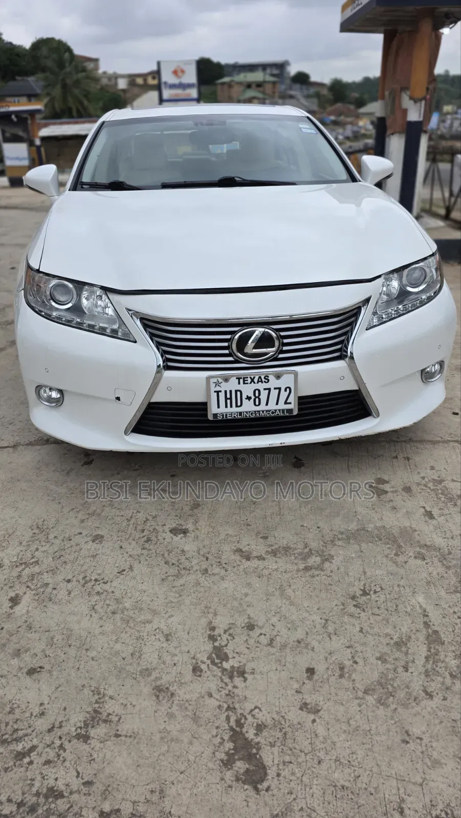 Lexus ES 350 FWD 2015 White
