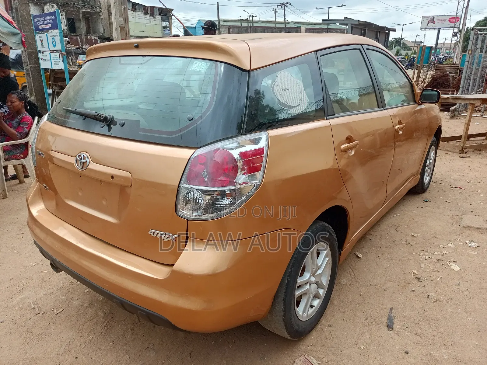 Toyota Matrix 2006 Gold