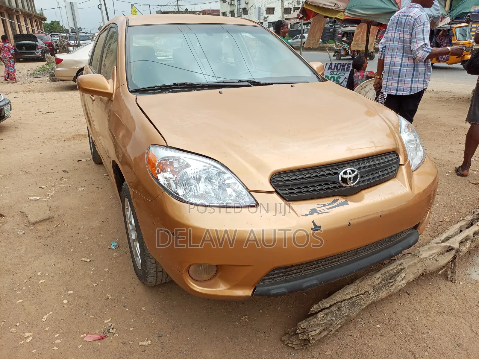 Toyota Matrix 2006 Gold