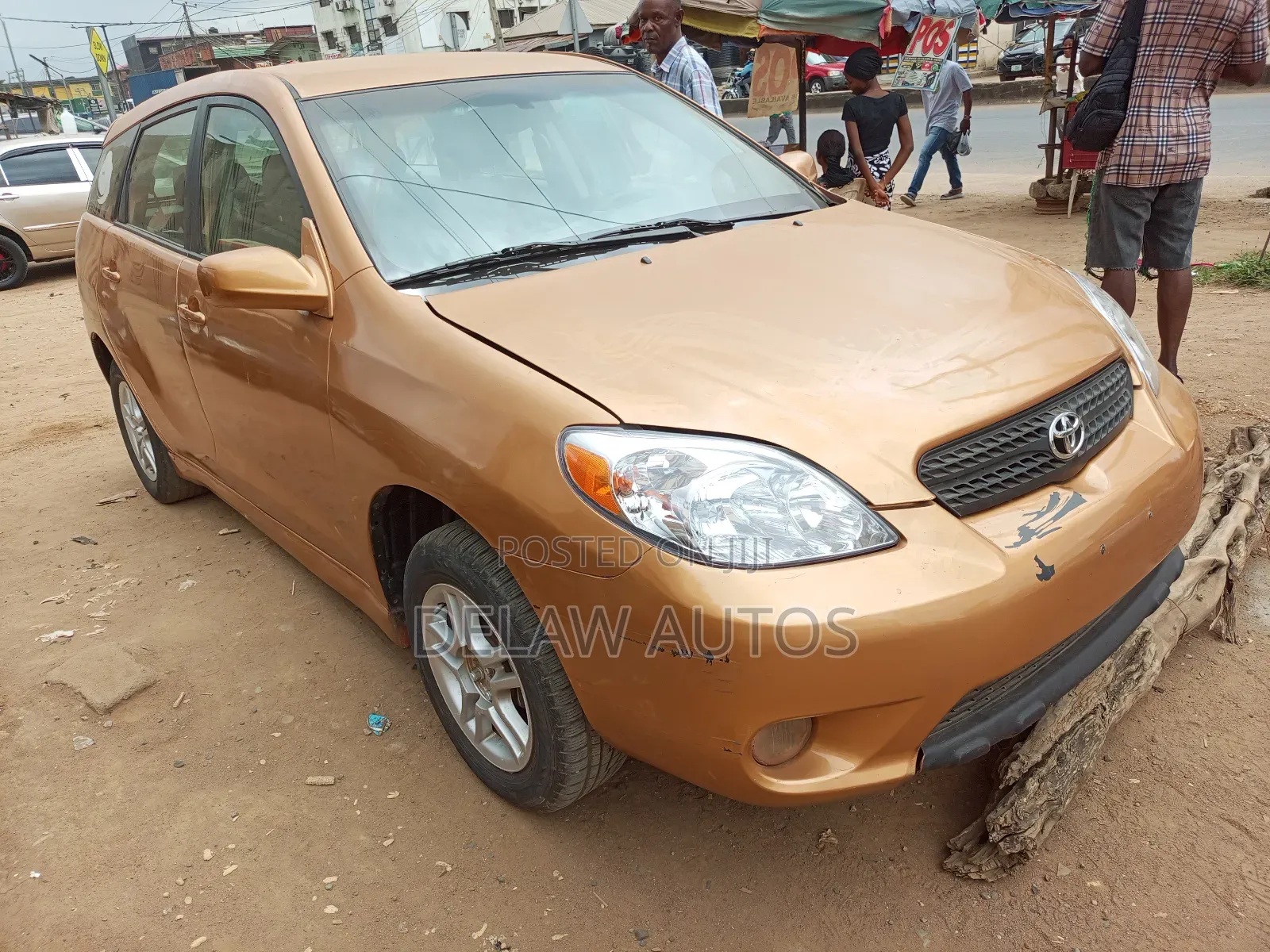 Toyota Matrix 2006 Gold
