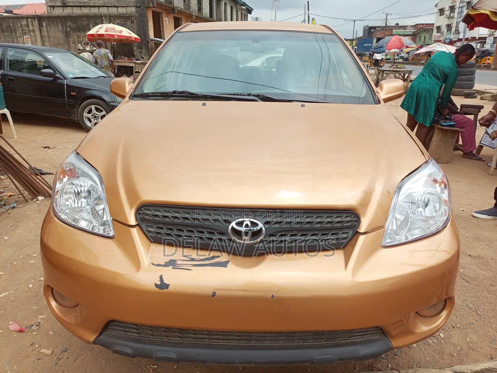 Toyota Matrix 2006 Gold