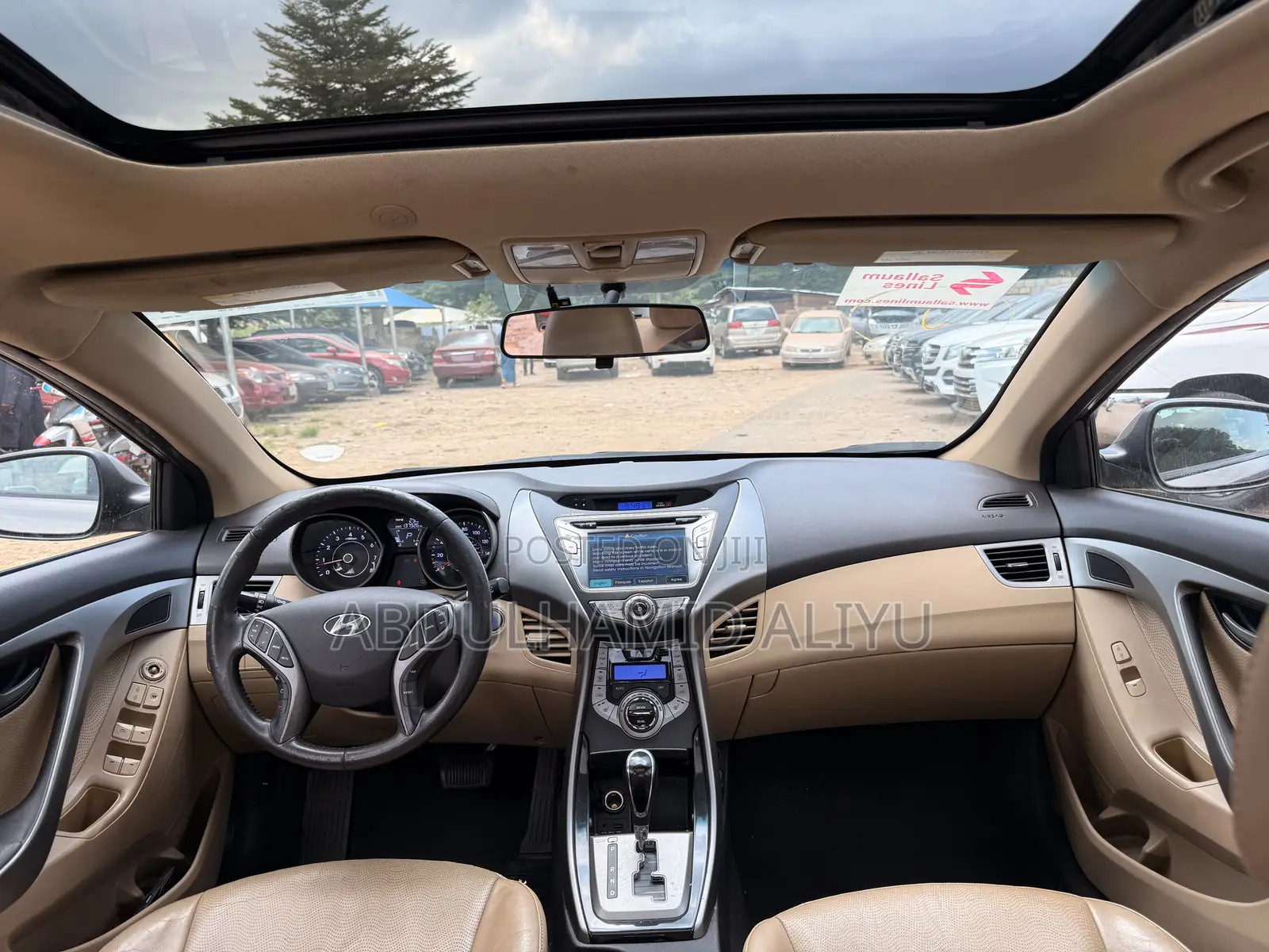 Hyundai Elantra Limited Sedan FWD (1.8L 4cyl 6A) 2013 Gold