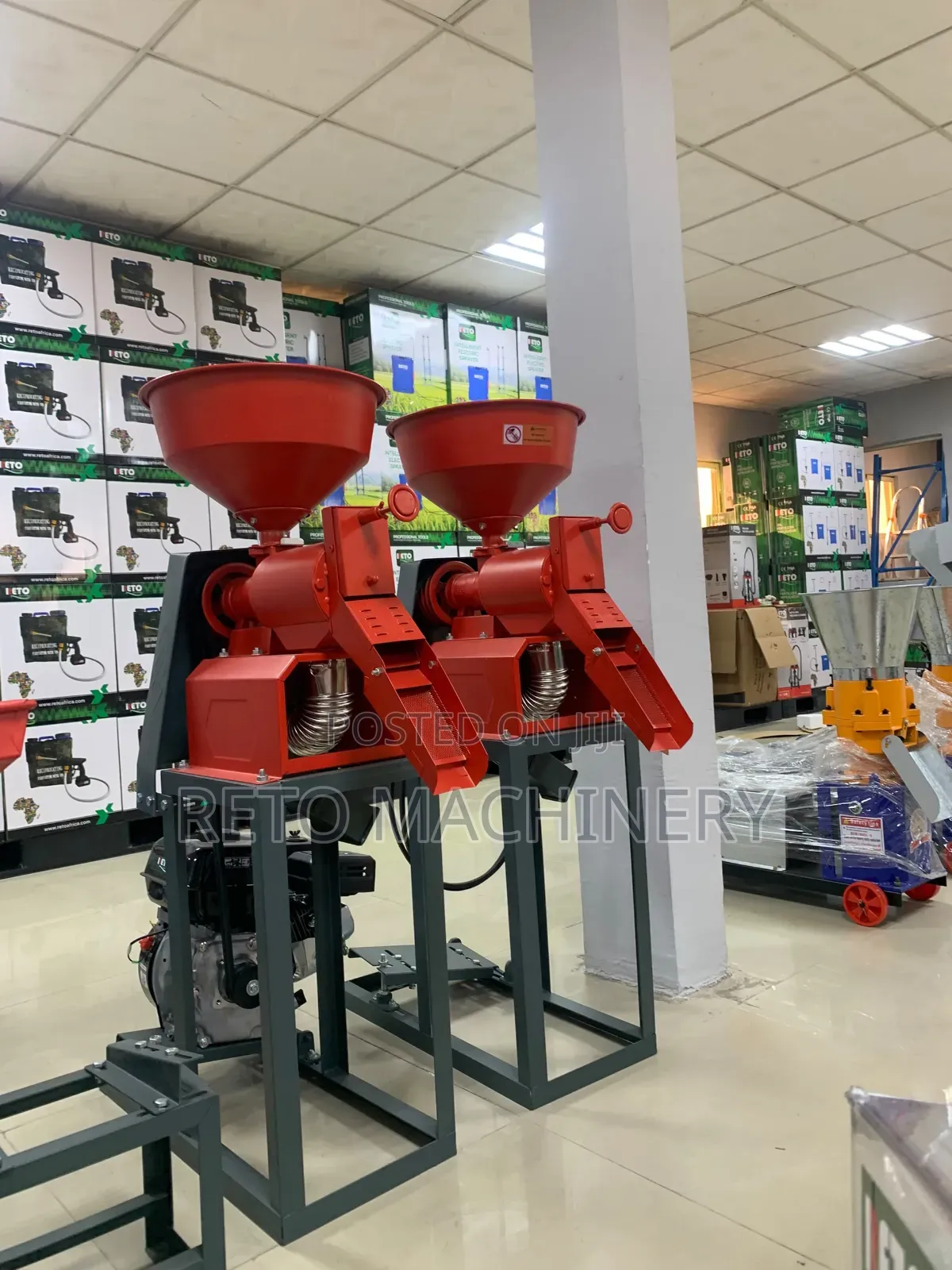 Reto Single Rice Mill Machine With 6.5hp Gasoline Engine