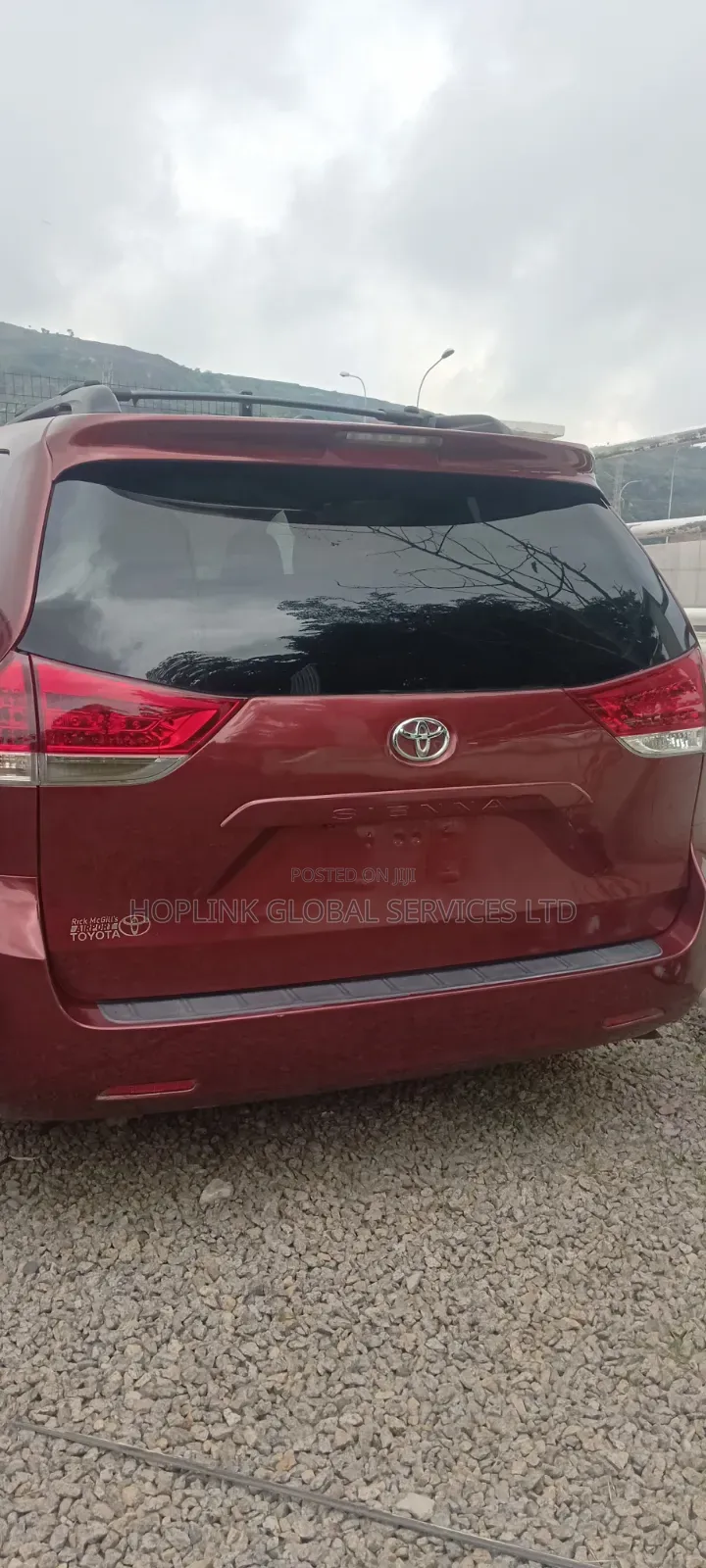Toyota Sienna 2013 Red