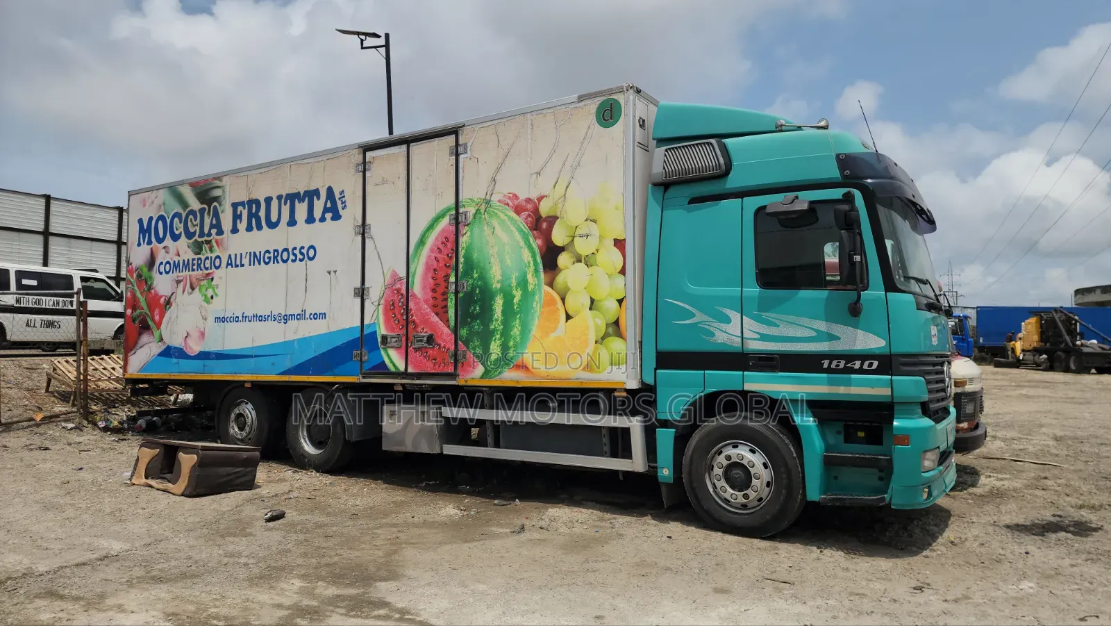 Mercedes Benz Actros 1840 Container Body Truck 29 Feet Long