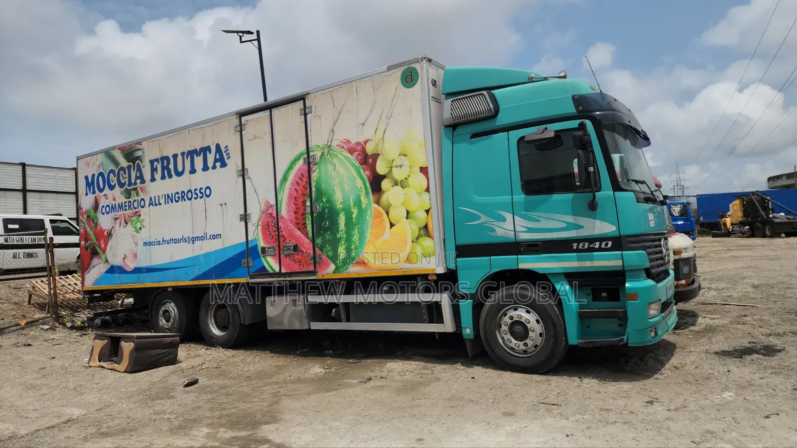 Mercedes Benz Actros 1840 Container Body Truck 29 Feet Long