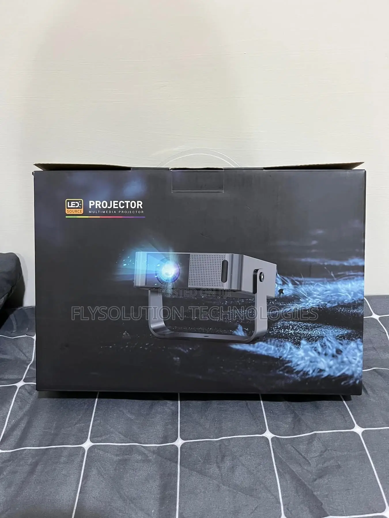 Owlenz Android Smart 2800 Lumen HD WiFi Bluetooth Projector