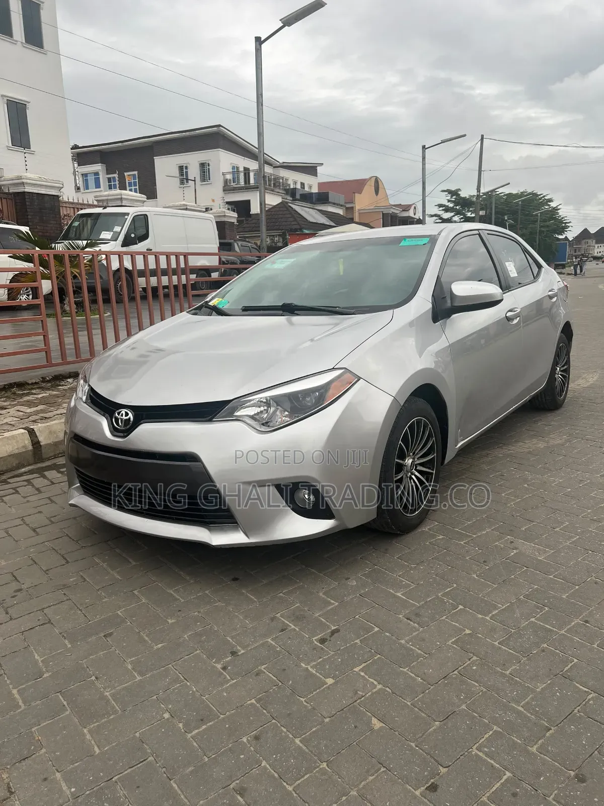 Toyota Corolla LE 4dr Sedan (1.8L 4cyl CVT) 2016 Silver