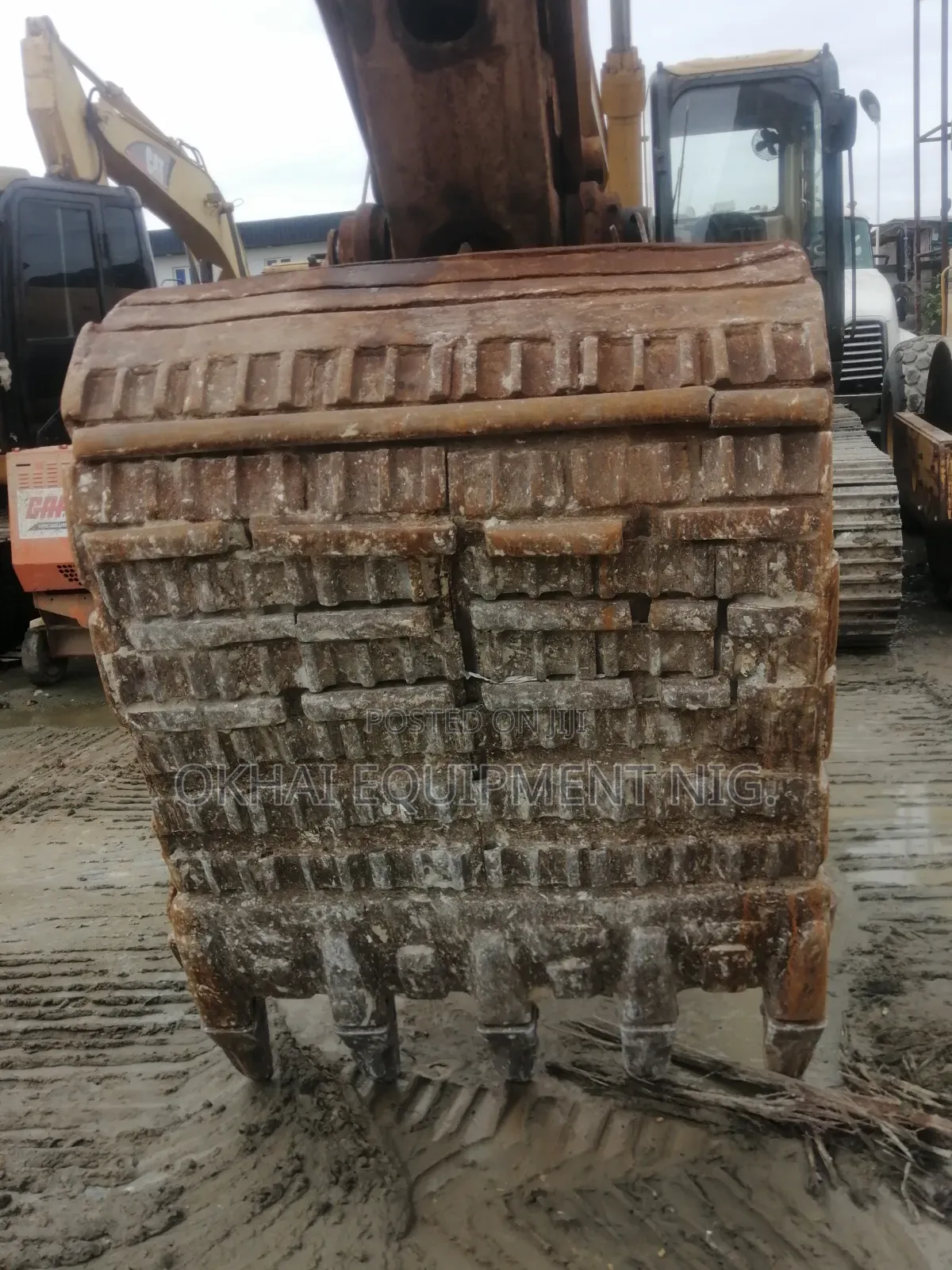 Tokunbo CAT Excavator 330CL (4 Units Available)