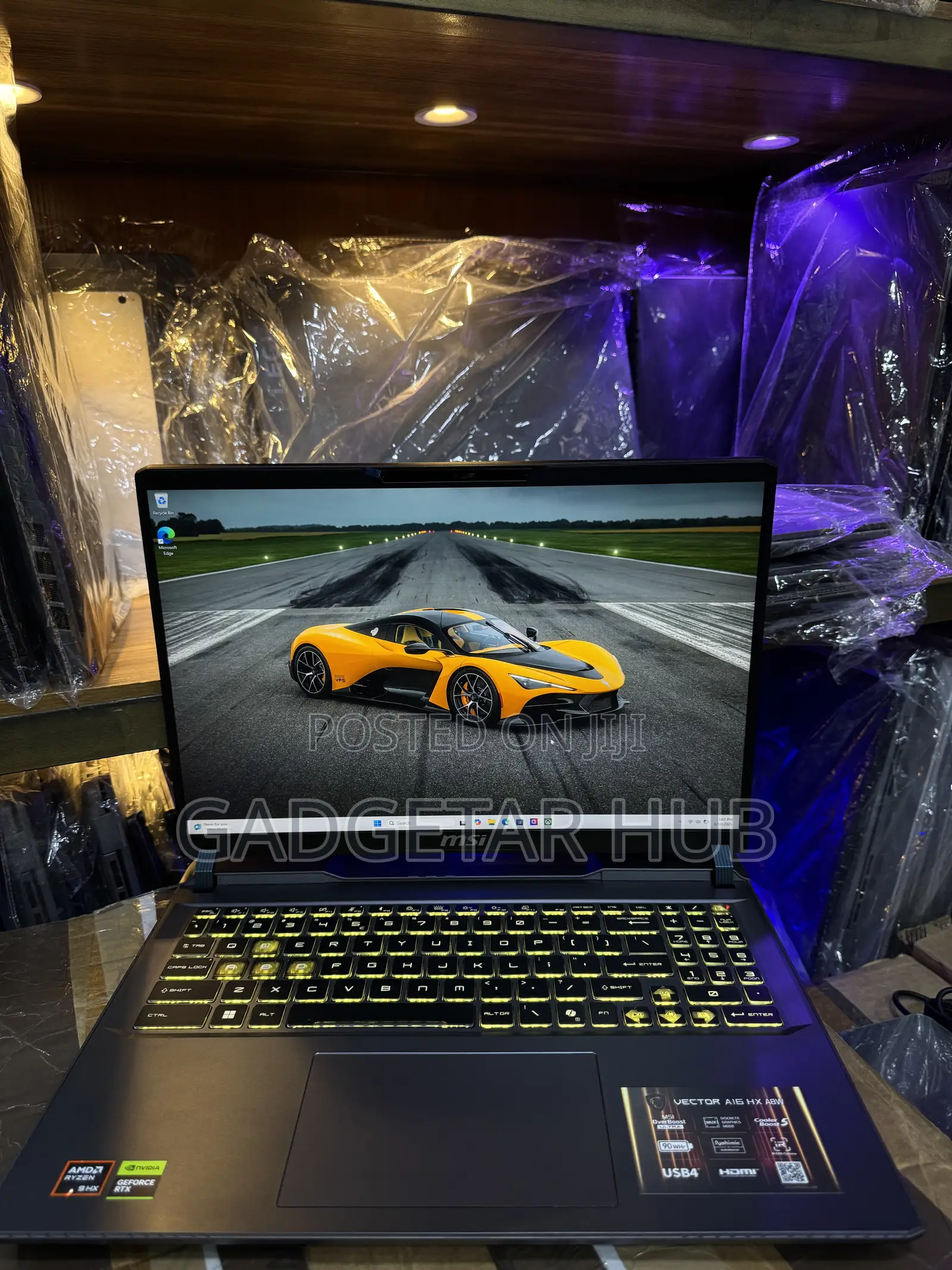 Laptop MSI 16GB AMD Ryzen 9 SSD 1T