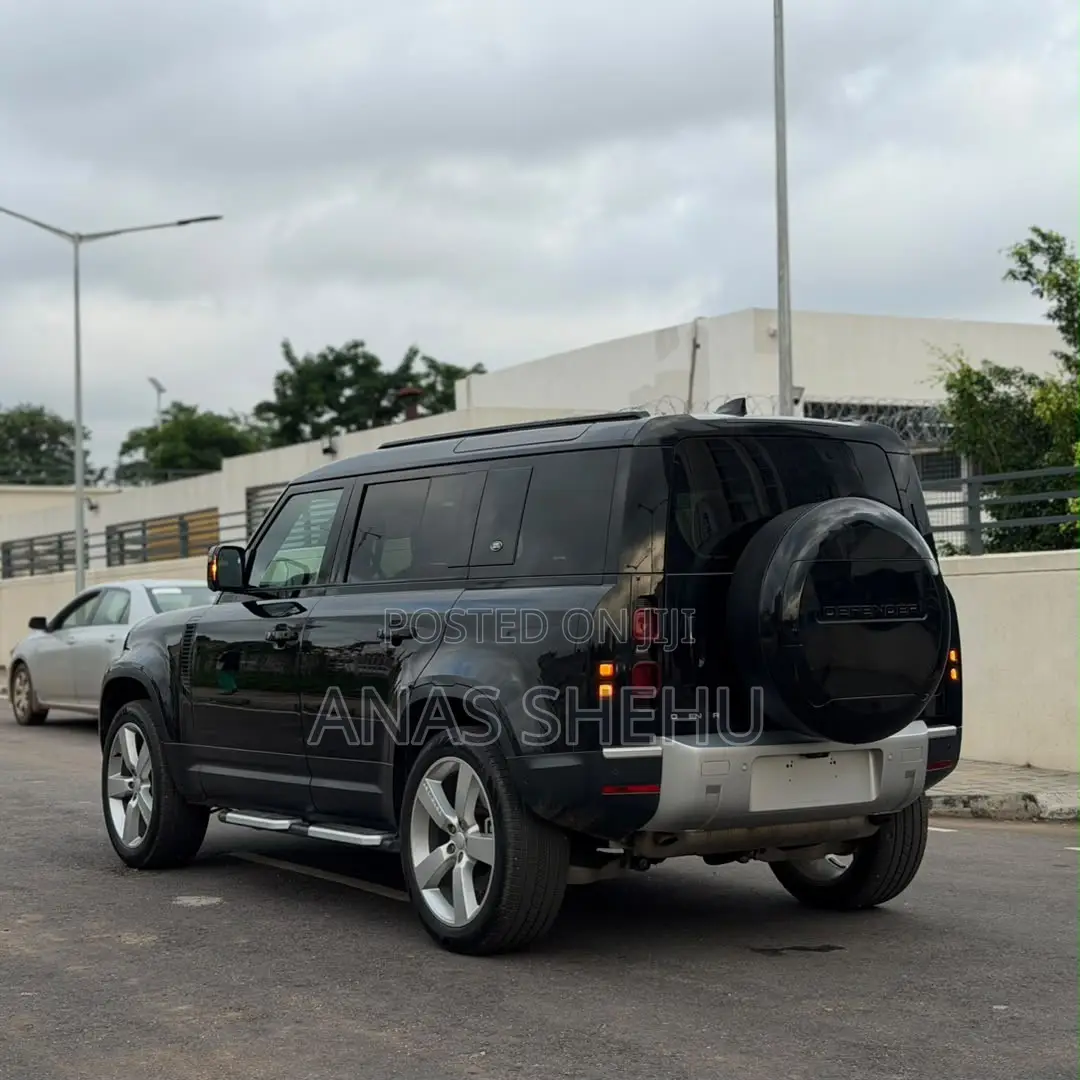 Land Rover Defender 2023 Black
