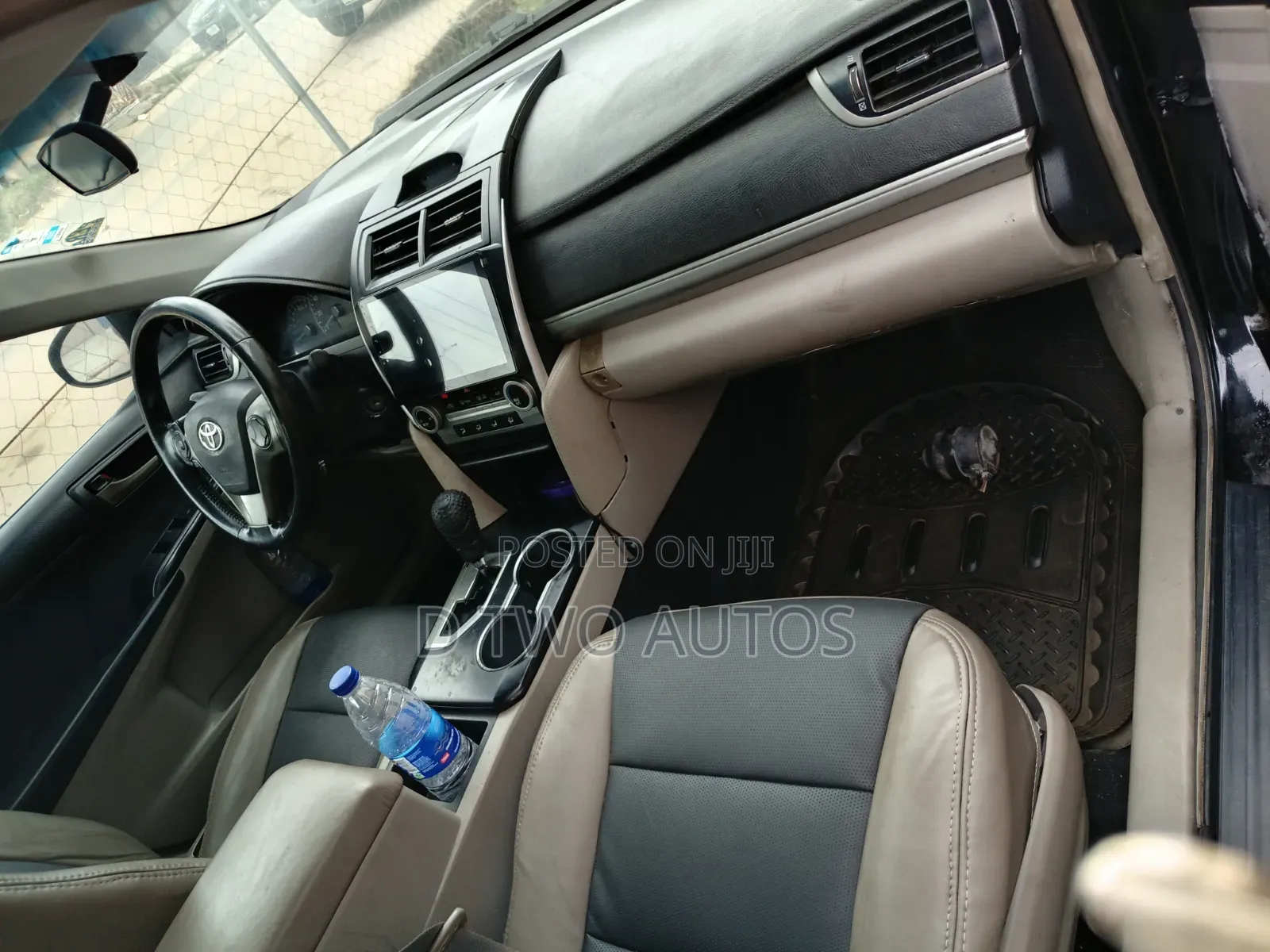 Toyota Camry SE 4dr Sedan (2.5L 4cyl 6A) 2013 Black