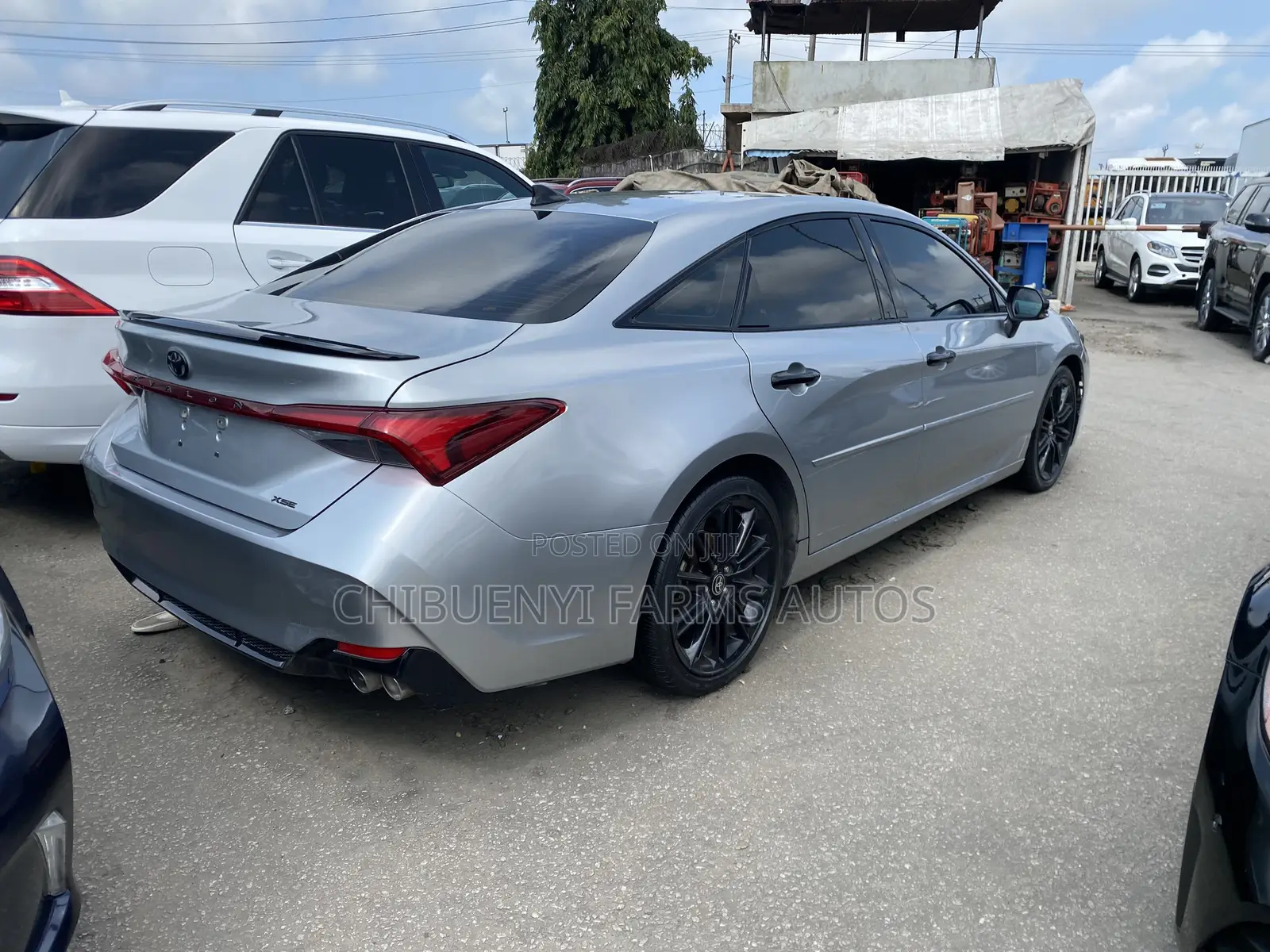 Toyota Avalon XSE Nightshade 2021 Silver