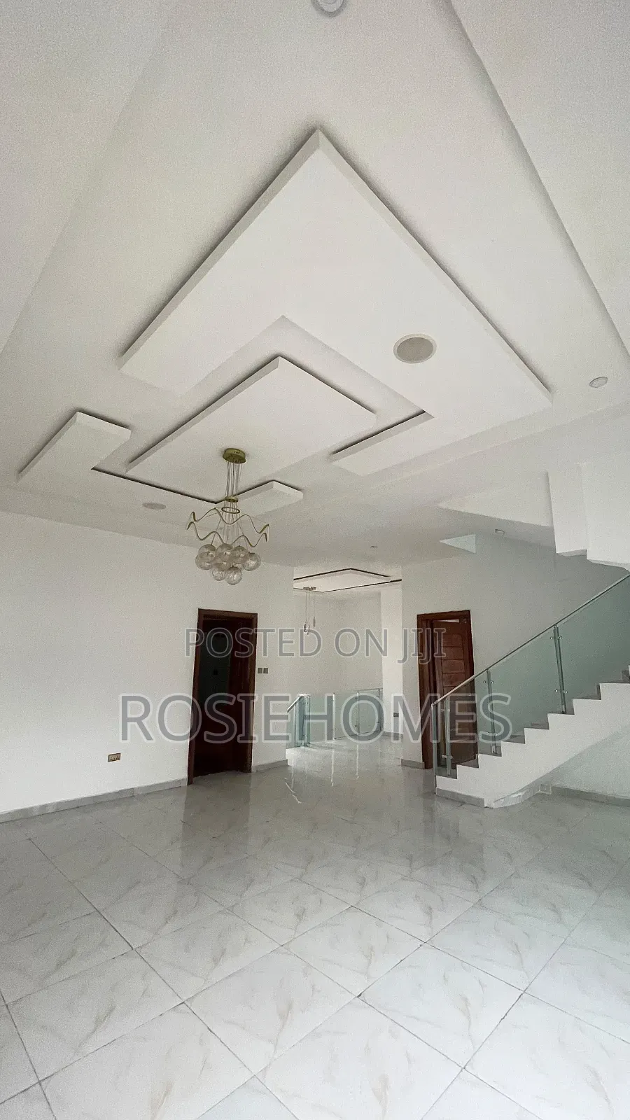 4bdrm Duplex in Agungi for rent
