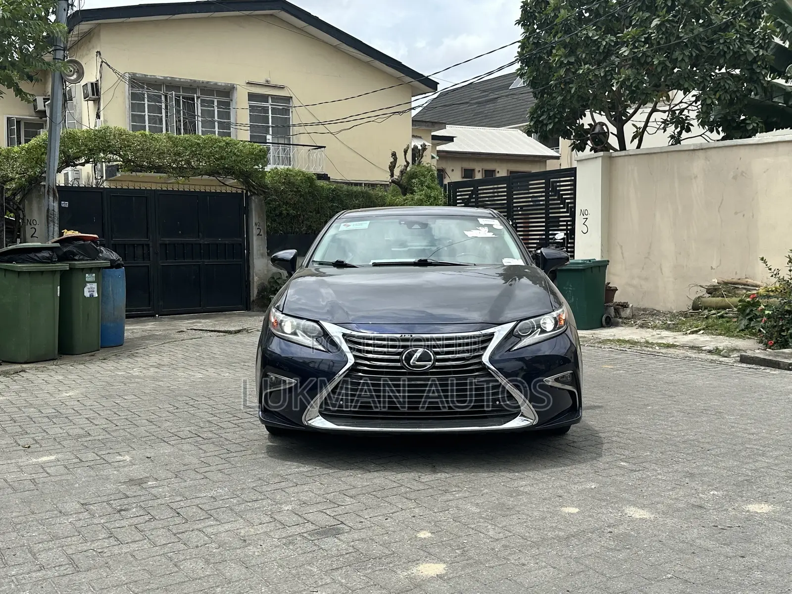 Lexus ES 350 FWD 2017 Blue