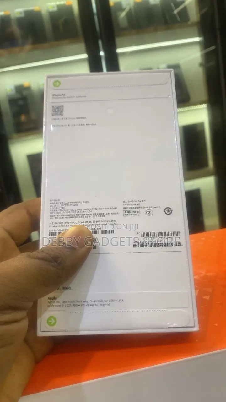 New Apple iPhone Air 256 GB
