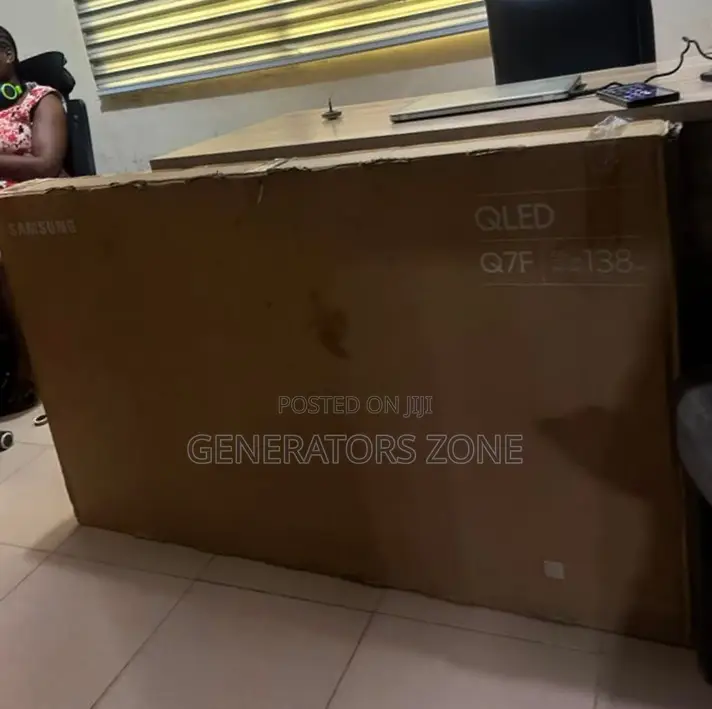 Samsung QLED 55-Inch TV With Smart Hub and HDR Technology