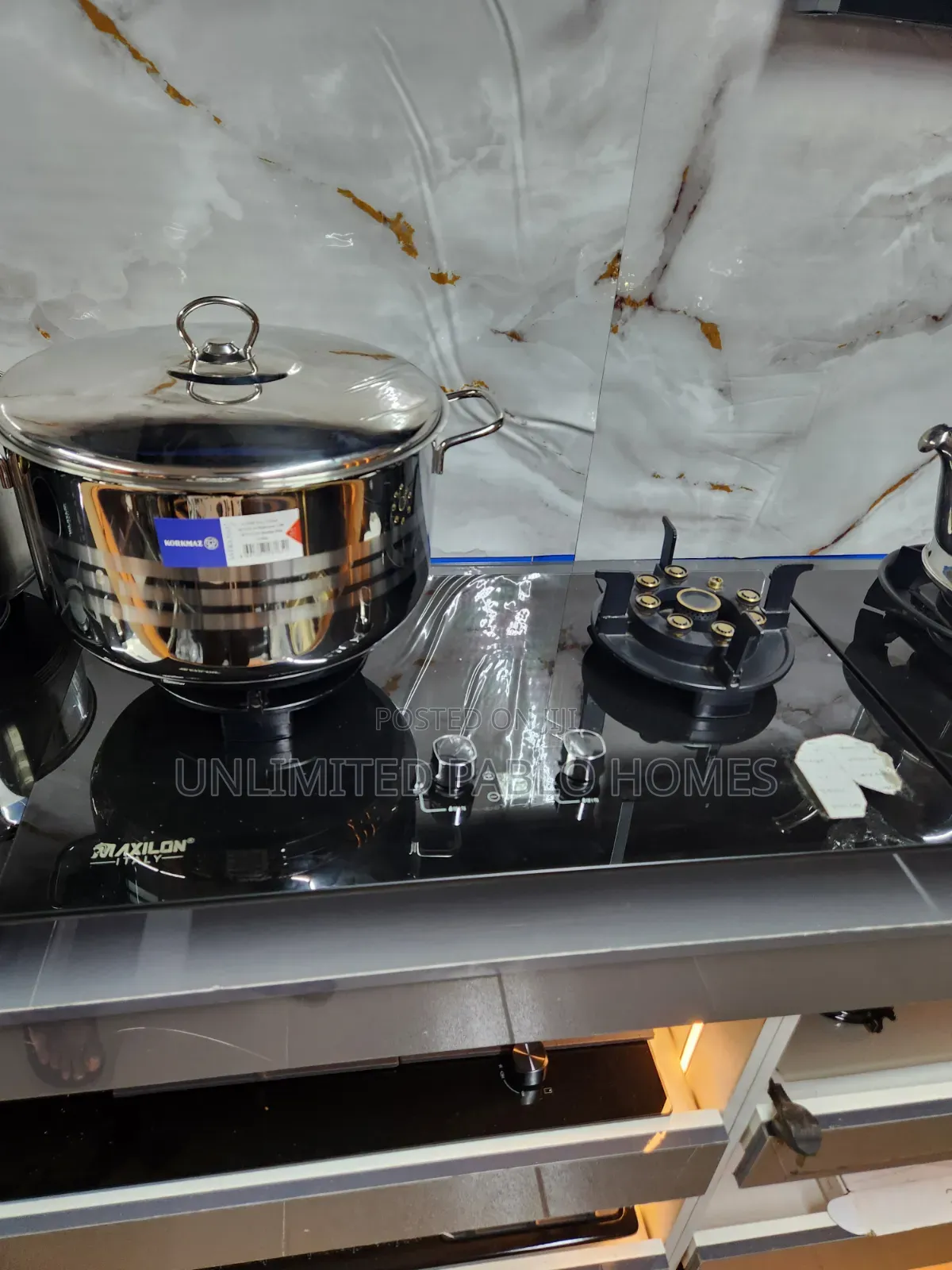 Maxilon Italy 2-Burner Built-in Gas Cooker