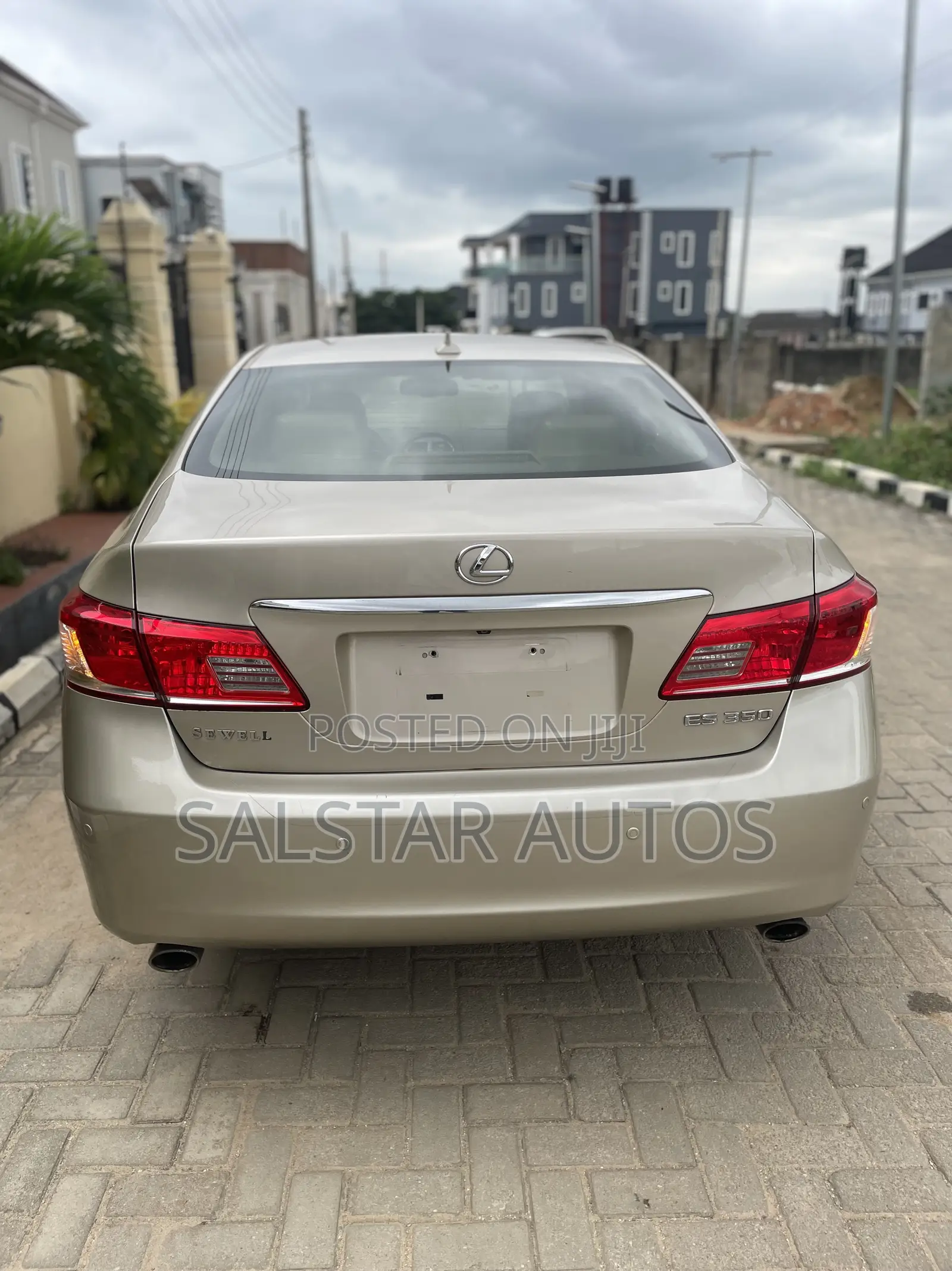 Lexus ES 350 2012 Gold
