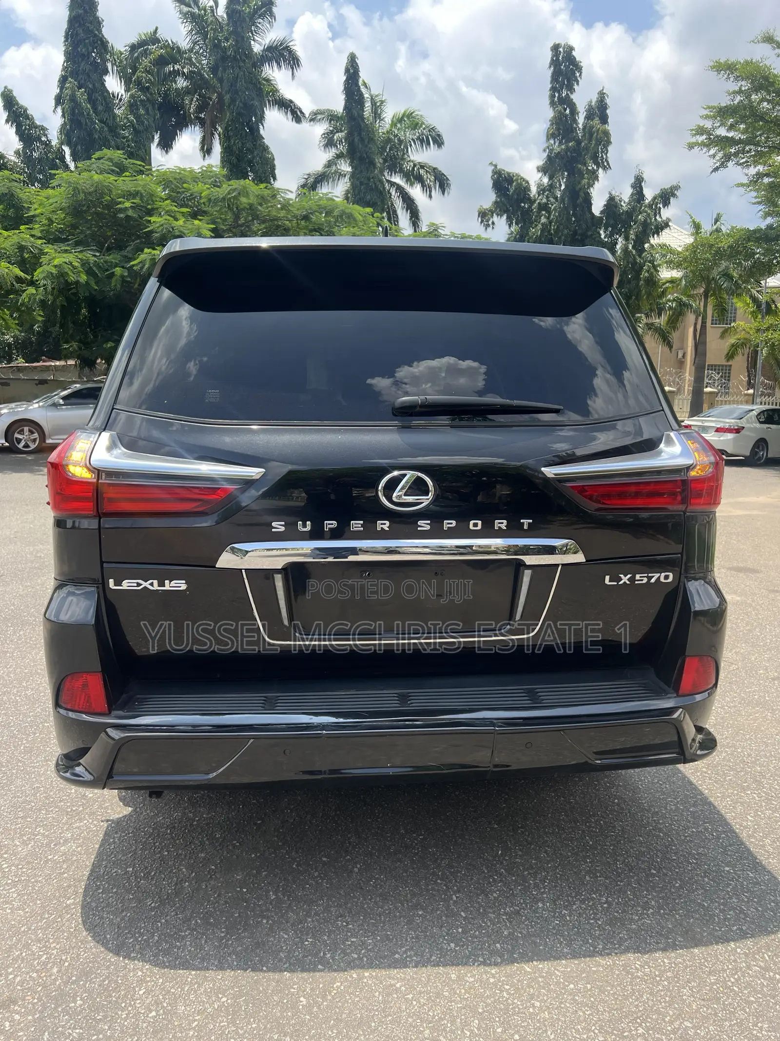 Lexus LX 570 AWD 2017 Black